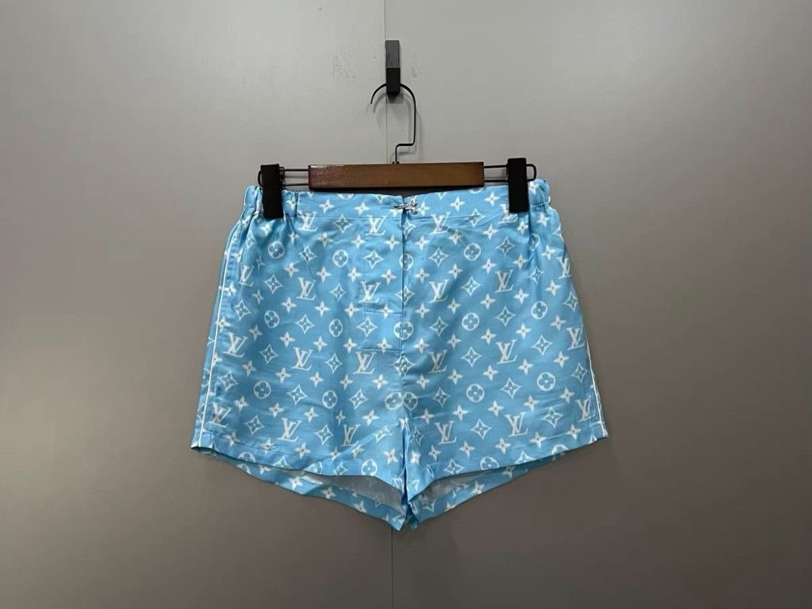 Louis Vuitton Louis Vuitton Blue Logo Print Shorts Size US 32 / EU 48 - 2 Thumbnail