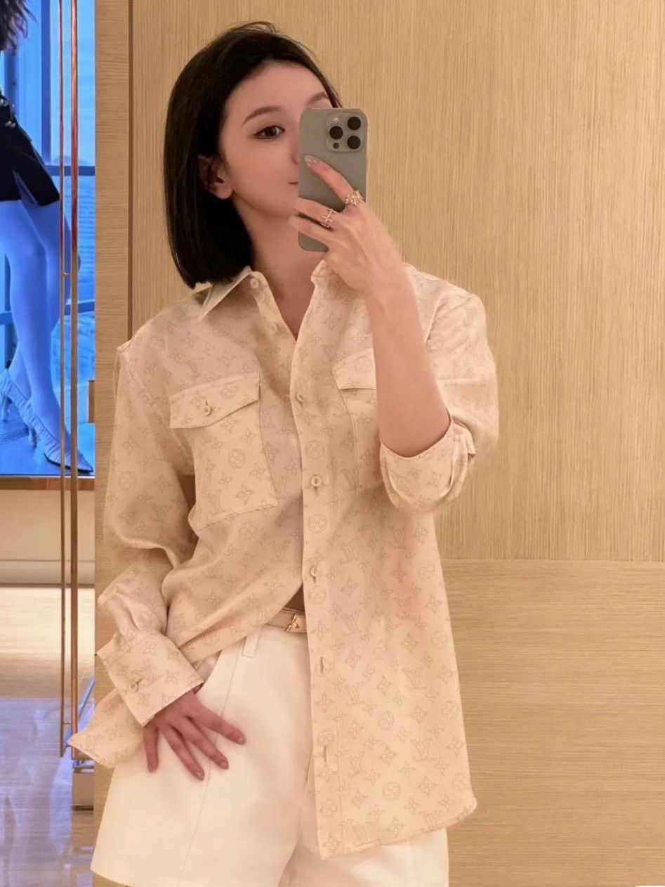Louis Vuitton Louis Vuitton Monogram Silk Shirt & Shorts Set Size M / US 6-8 / IT 42-44 - 5 Thumbnail