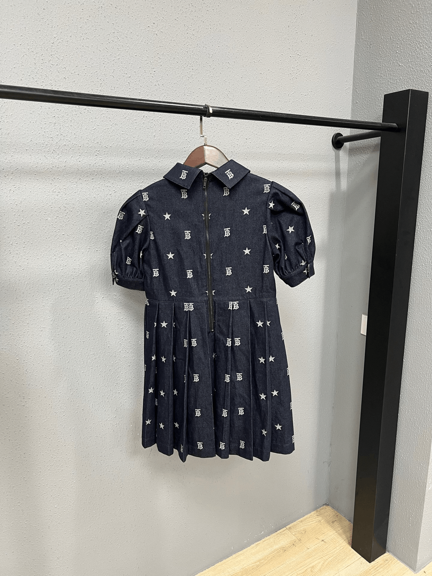 Burberry Burberry All-over Print Dress Size M / US 6-8 / IT 42-44 - 2 Thumbnail