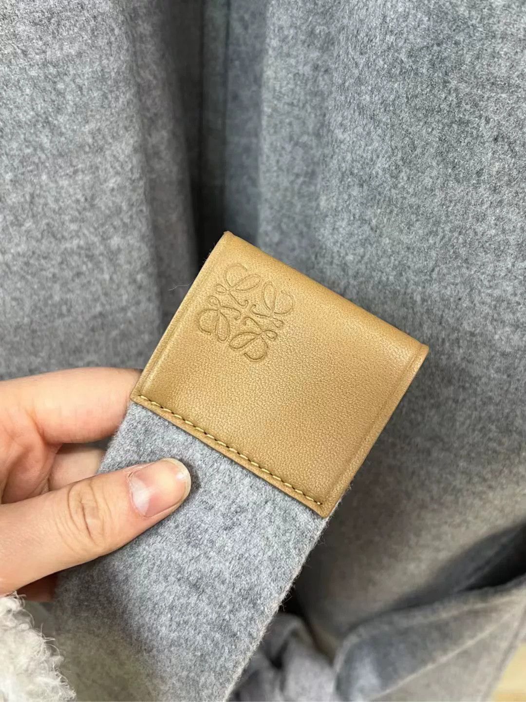 Loewe Loewe Cashmere Coat Size M / US 6-8 / IT 42-44 - 3 Thumbnail