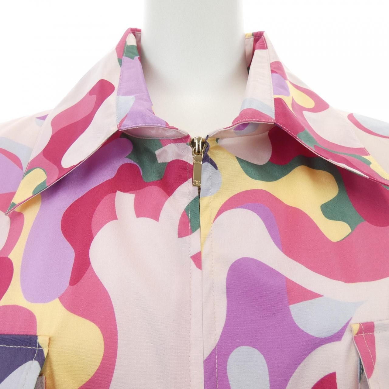 Chanel Chanel Chanel P70193V61773 Silk Jacket Textile Outerwear P70193V61773 DUTY FREE for USA Size ONE SIZE - 6 Thumbnail