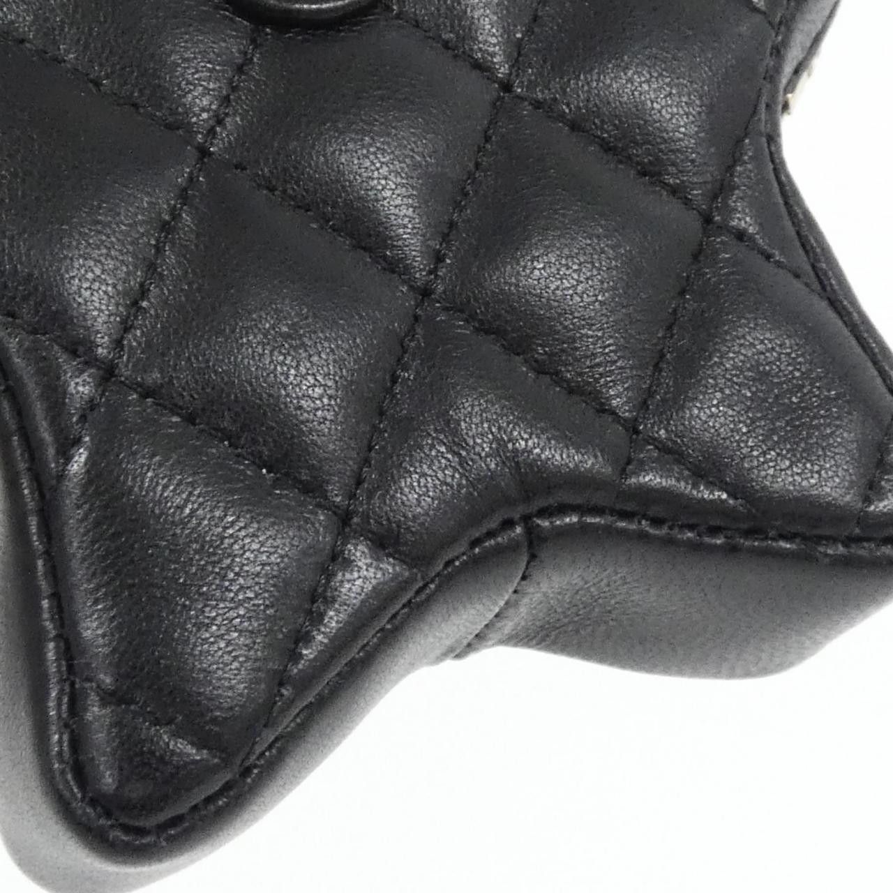 Chanel Chanel Chanel Bag Charm Keyring Leather Charm AP4985 DUTY FREE for USA Size ONE SIZE - 5 Thumbnail