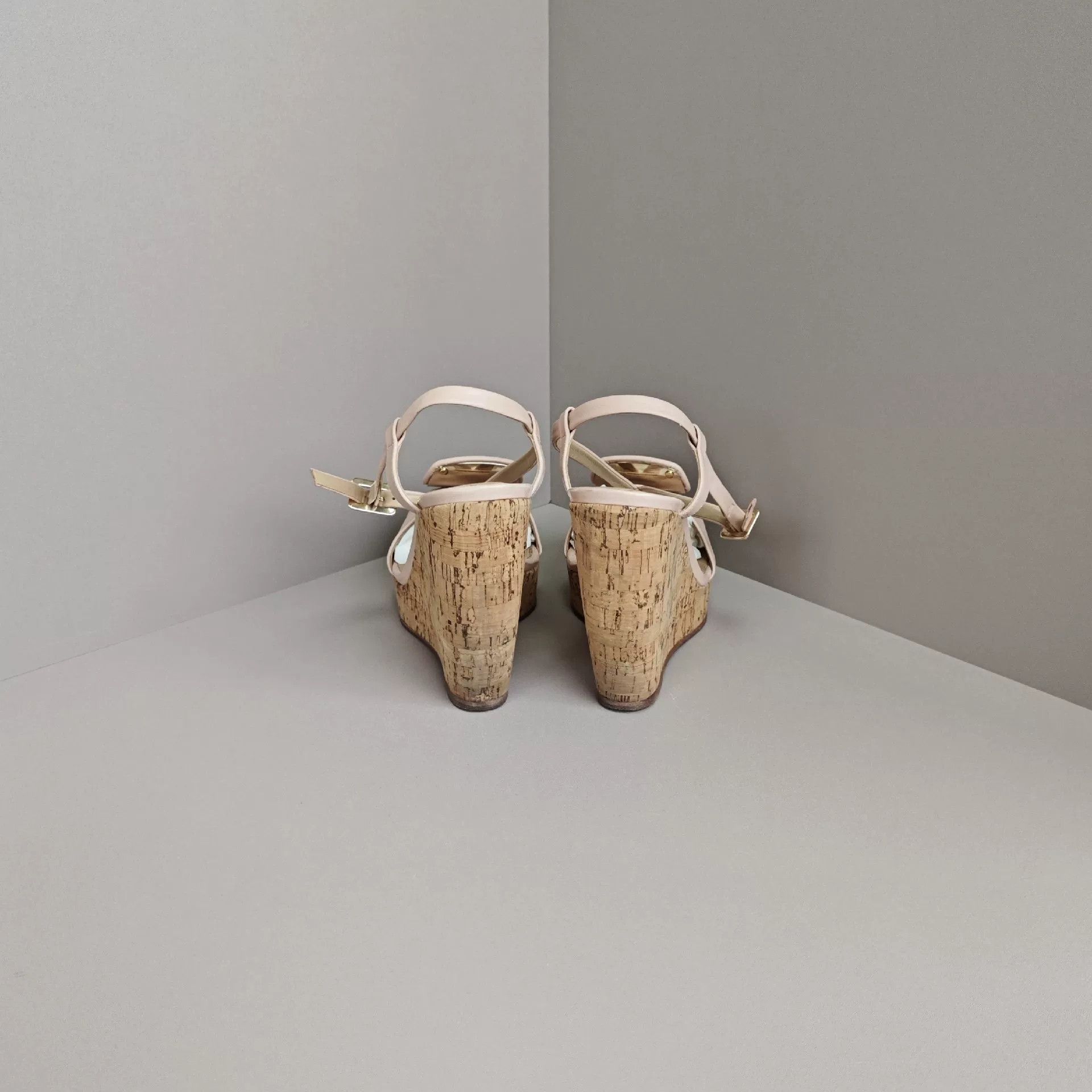 Roger Vivier Roger Vivier Sandals us_6 Women Size US 6 / IT 36 - 3 Thumbnail