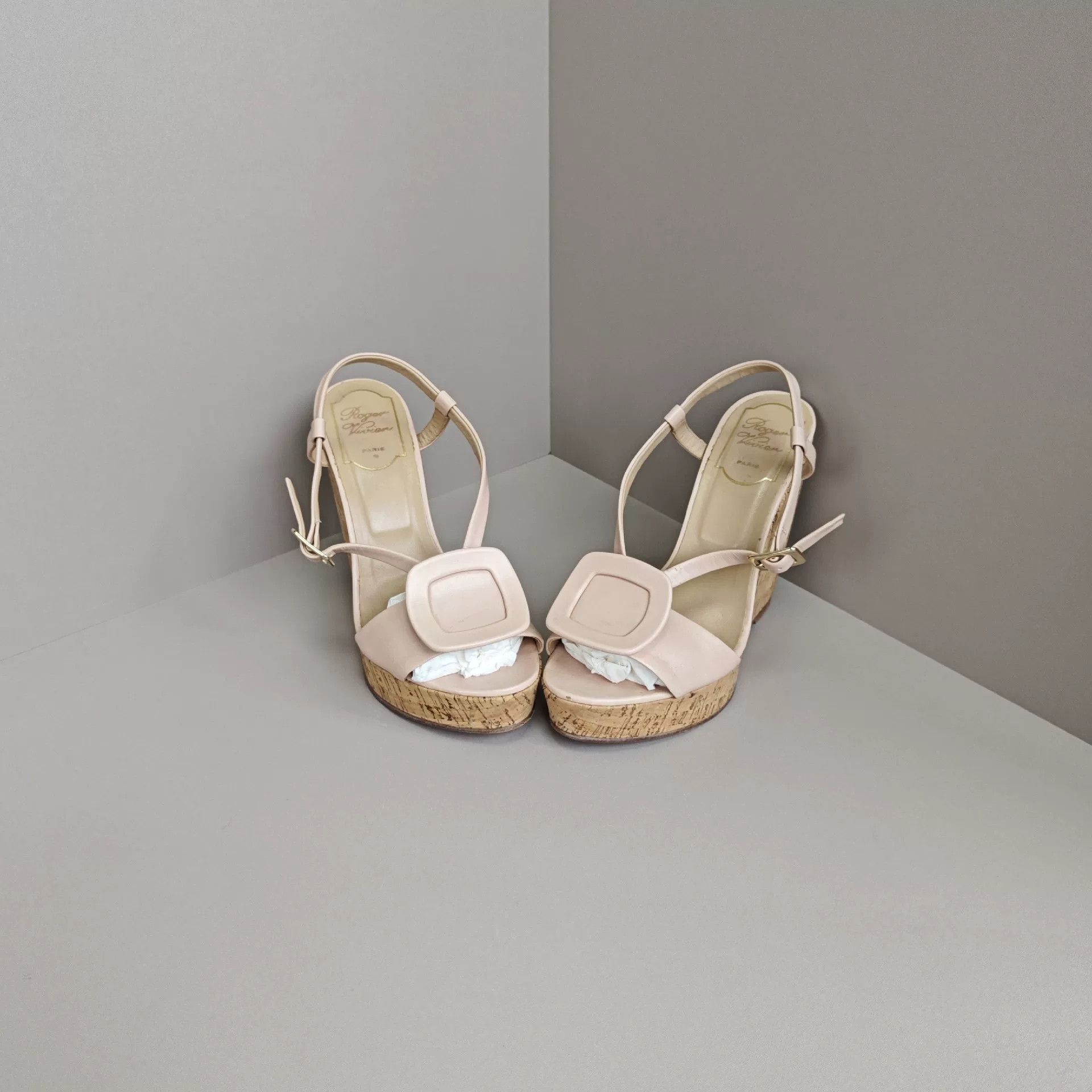 Roger Vivier Roger Vivier Sandals us_6 Women Size US 6 / IT 36 - 2 Thumbnail