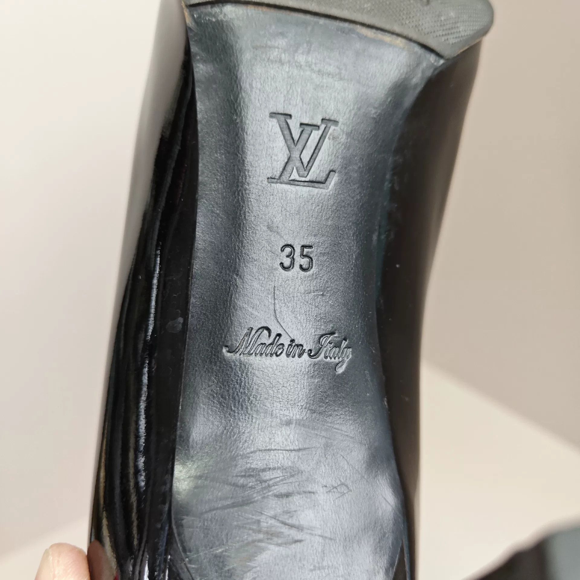Louis Vuitton Louis Vuitton Lowtop Sneakers us_5 Women Size US 5 / IT 35 - 6 Thumbnail