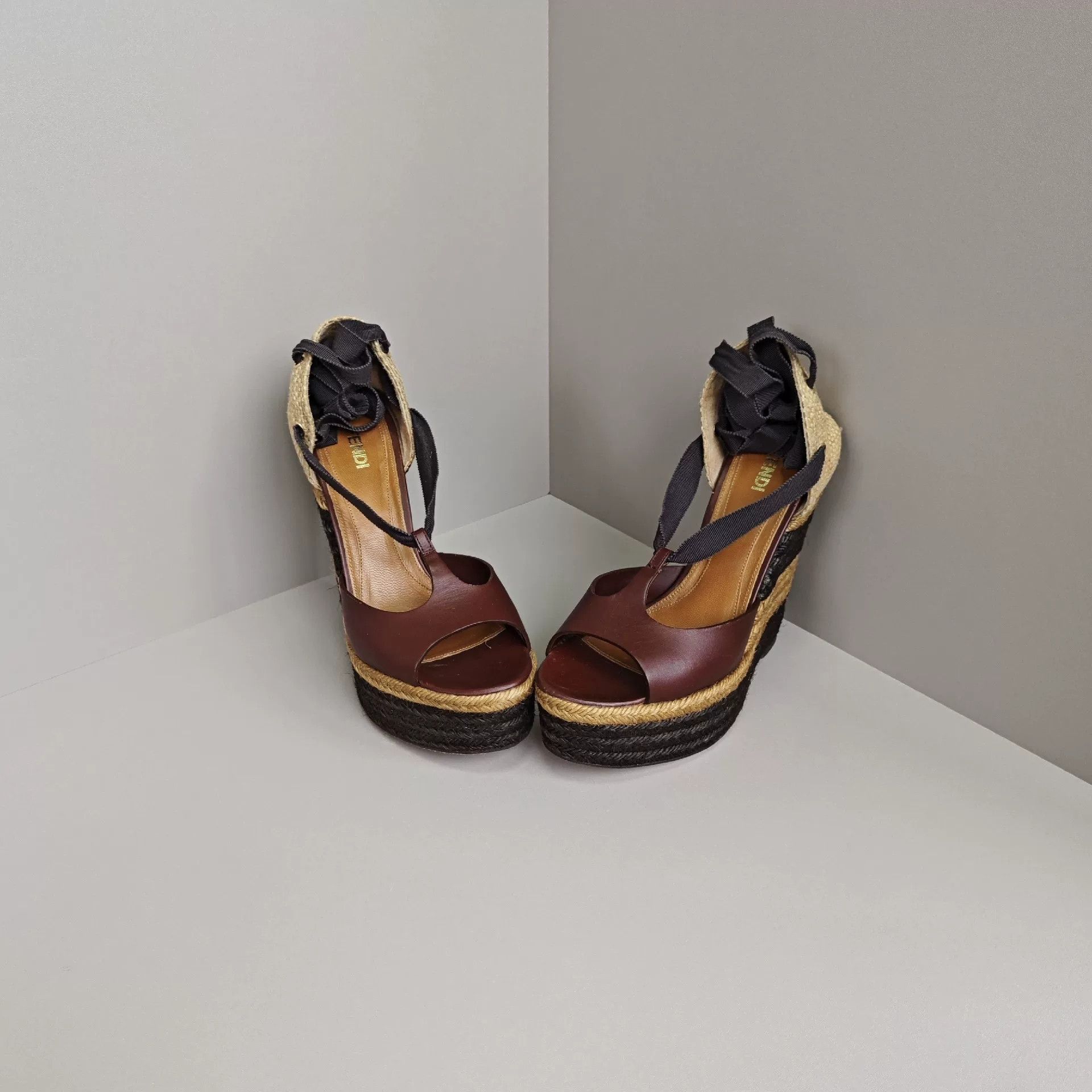 Fendi Fendi Sandals us_7 Women Size US 7 / IT 37 - 2 Thumbnail