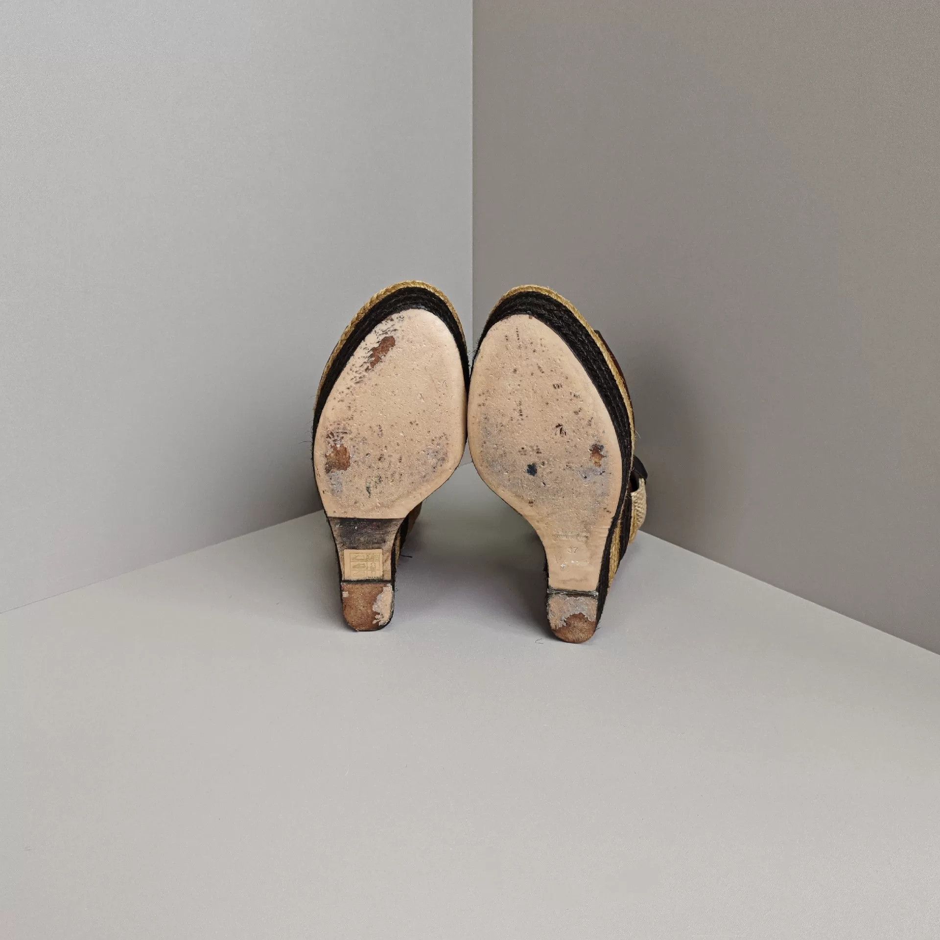 Fendi Fendi Sandals us_7 Women Size US 7 / IT 37 - 5 Thumbnail