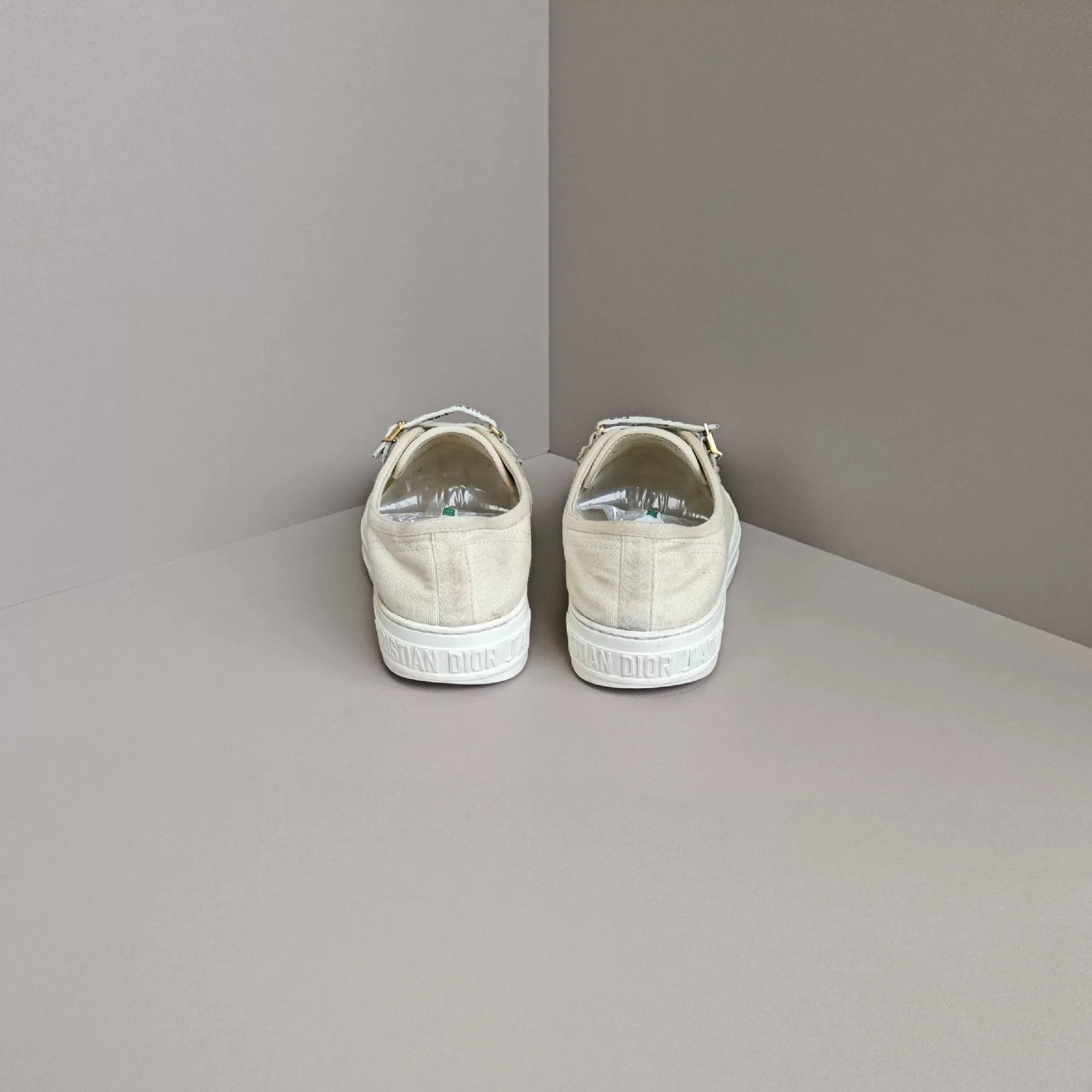 Dior Dior Canvas Lowtop Sneakers us_5 Women Size US 5 / IT 35 - 3 Thumbnail