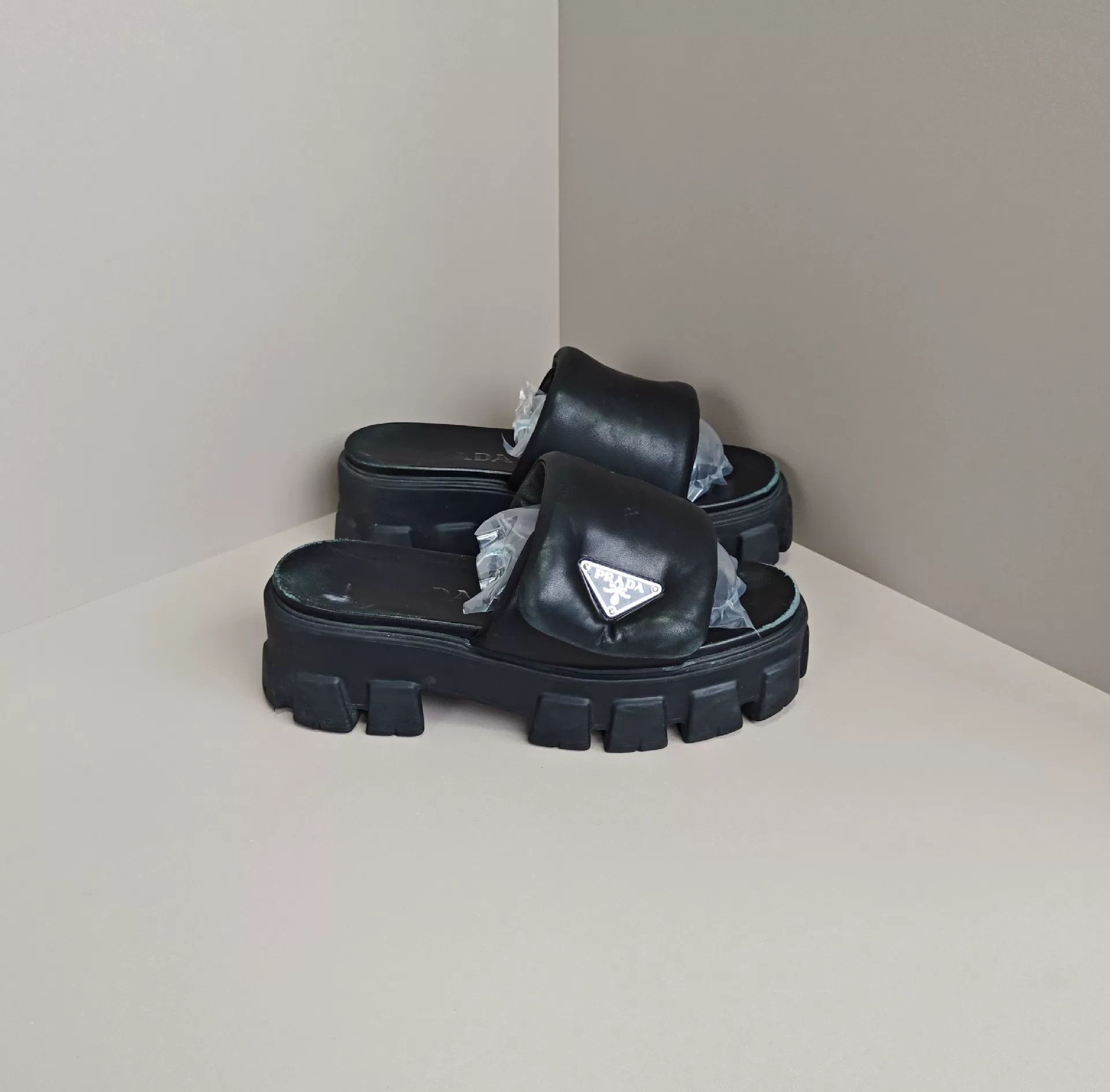 Prada Prada Sandals us_7 Women Size US 7 / IT 37 - 4 Thumbnail