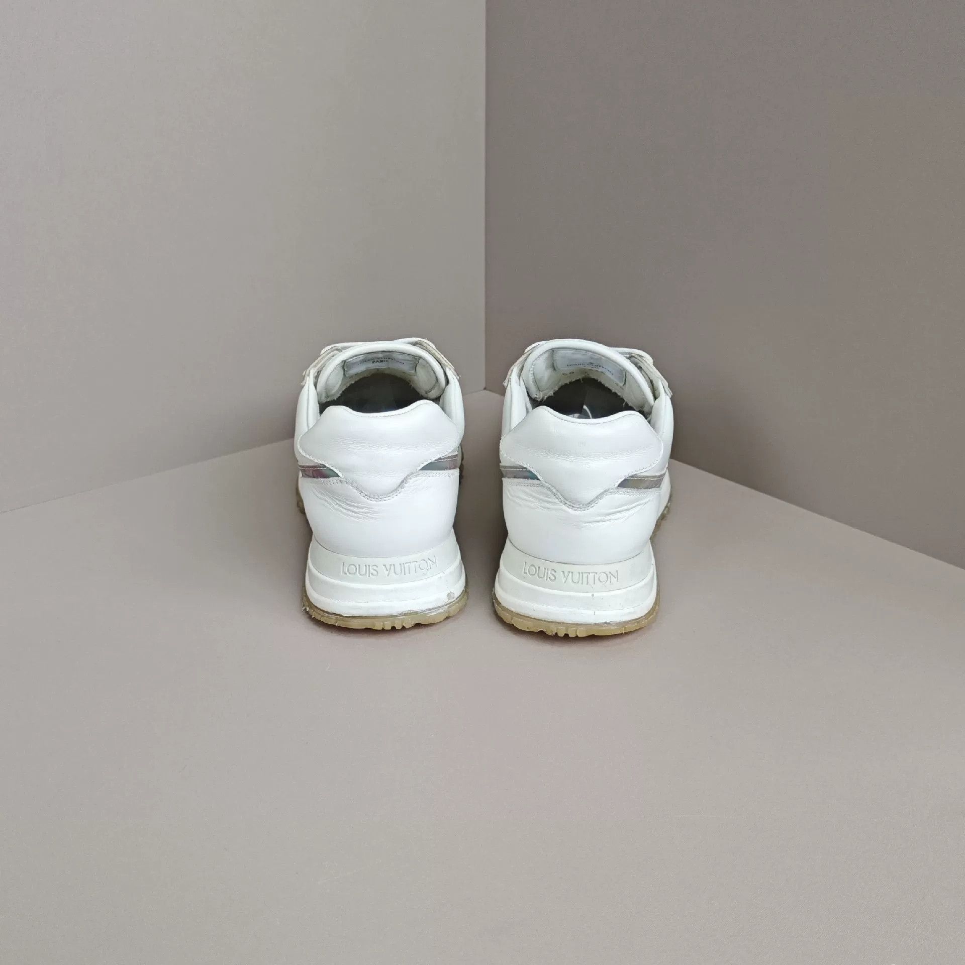Louis Vuitton Louis Vuitton Casual Lowtop Sneakers 5.5 Men Size US 5.5 / EU 38 - 3 Thumbnail