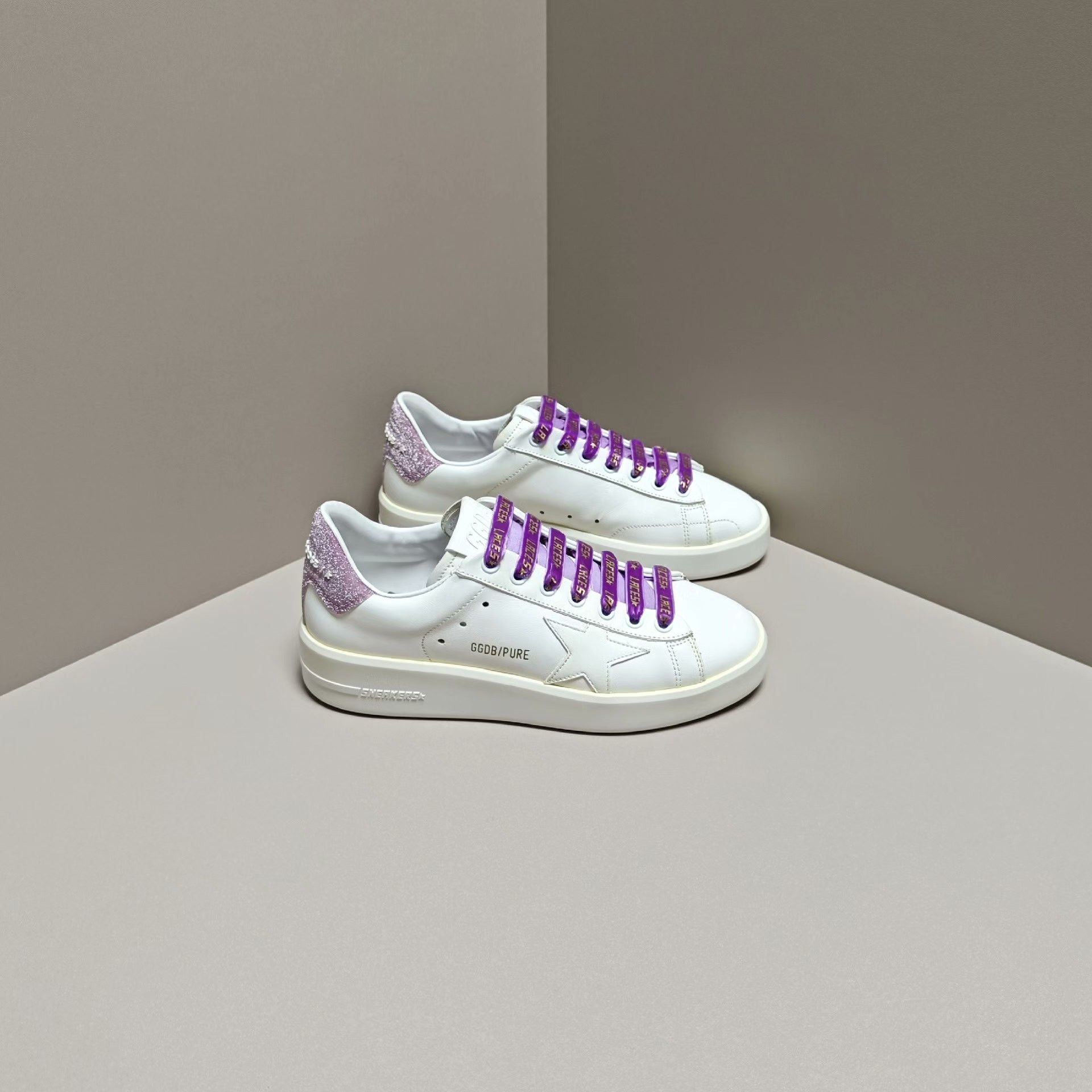 Golden Goose Golden Goose Pink Lowtop Sneakers us_5 Women Size US 5 / IT 35 - 4 Thumbnail