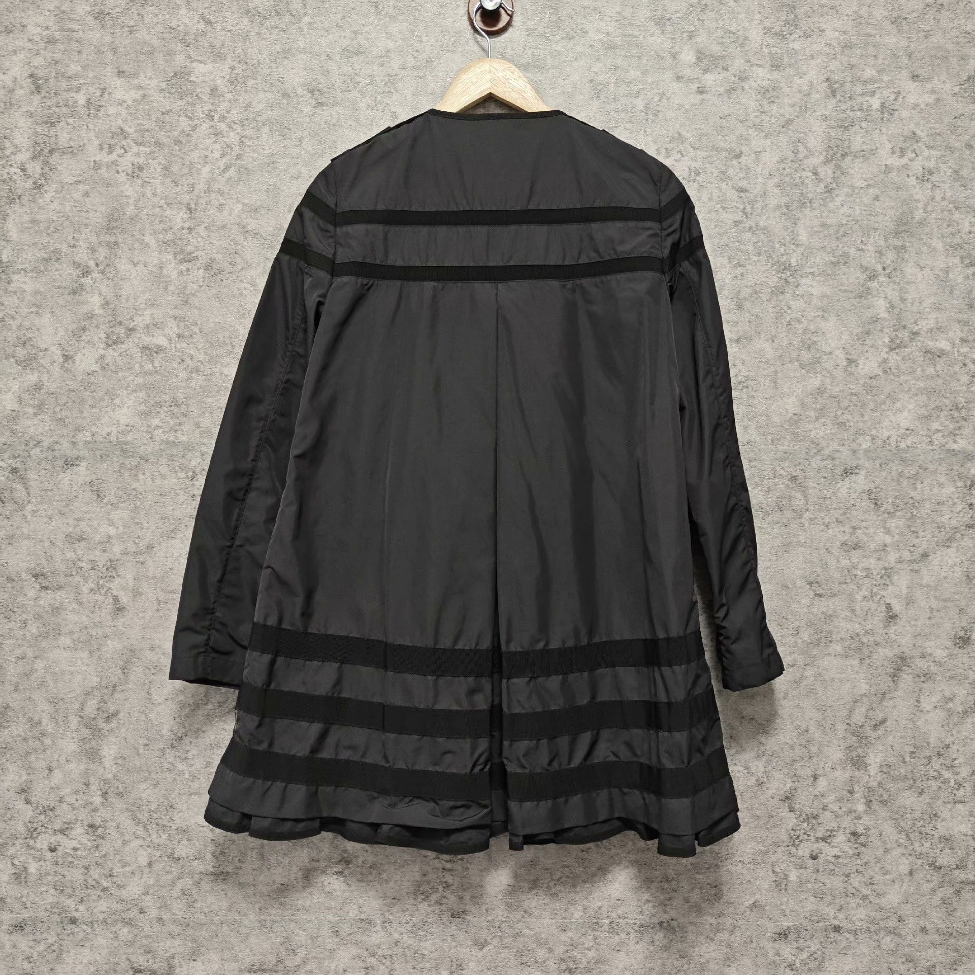 Moncler Moncler Jacket us_0 Women Size XS / US 0-2 / IT 36-38 - 2 Thumbnail
