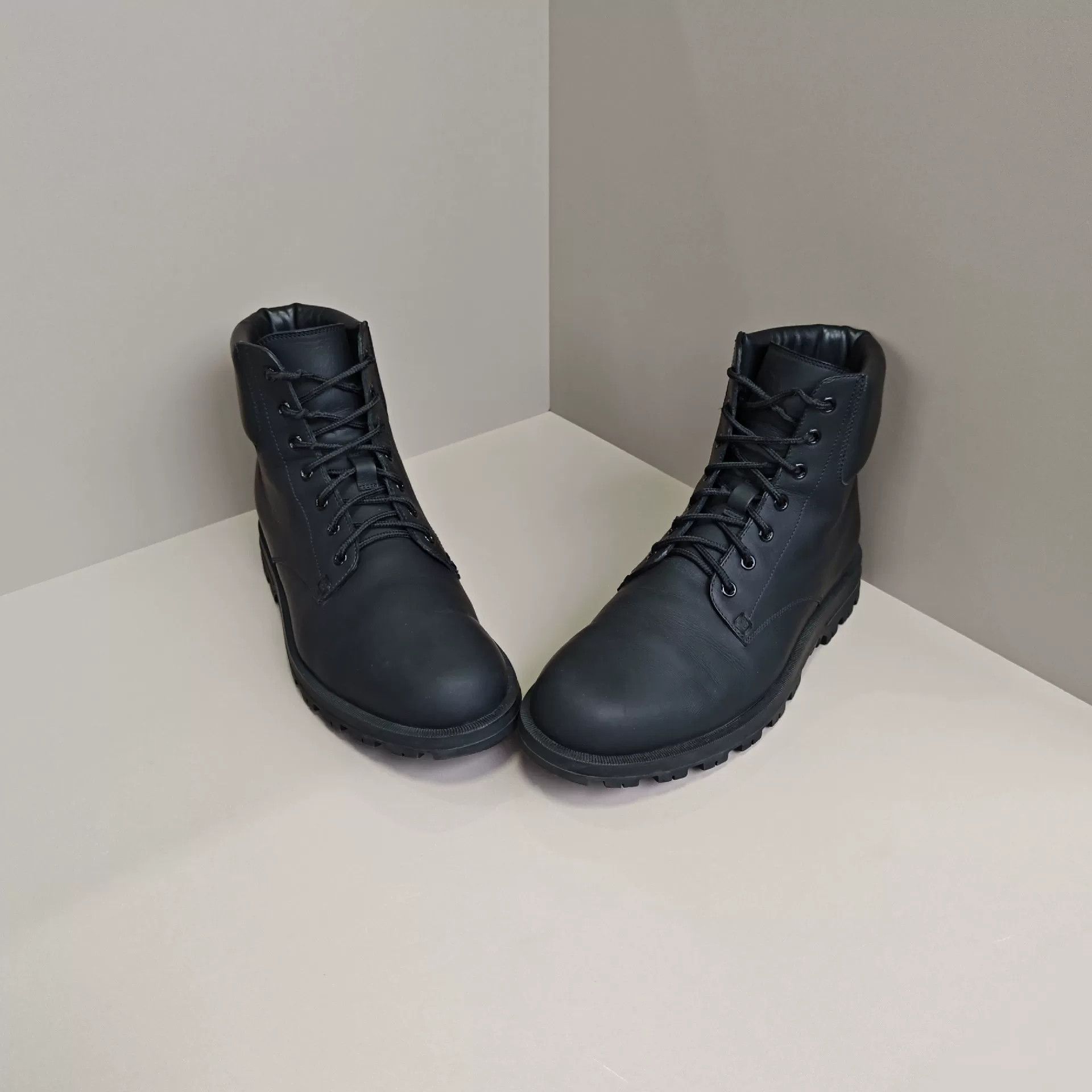 Gucci Gucci Leather Boots 9 Men Size US 9 / EU 42 - 2 Thumbnail