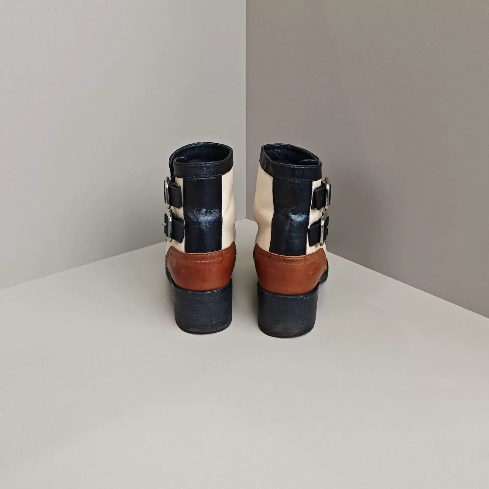 Chanel Chanel Boots us_7 Women Size US 7 / IT 37 - 3 Thumbnail