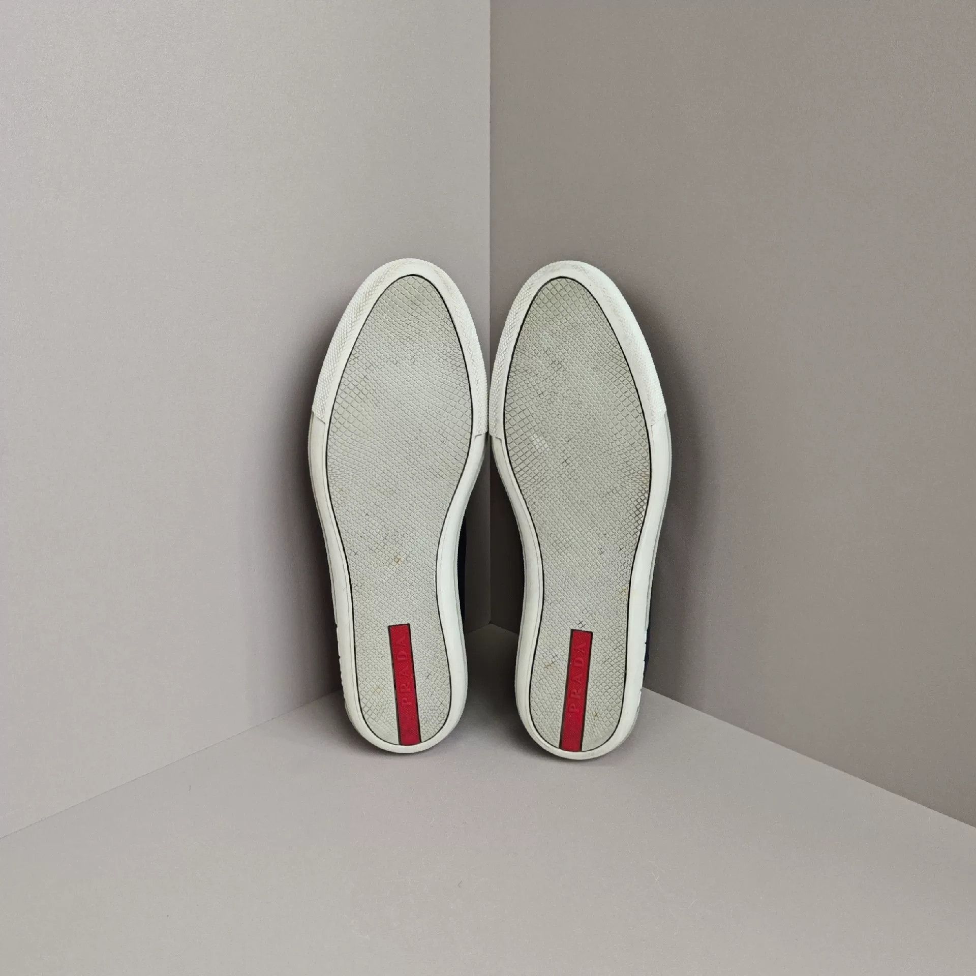 Prada Prada Casual Lowtop Sneakers us_6 Women Size US 6 / IT 36 - 5 Thumbnail