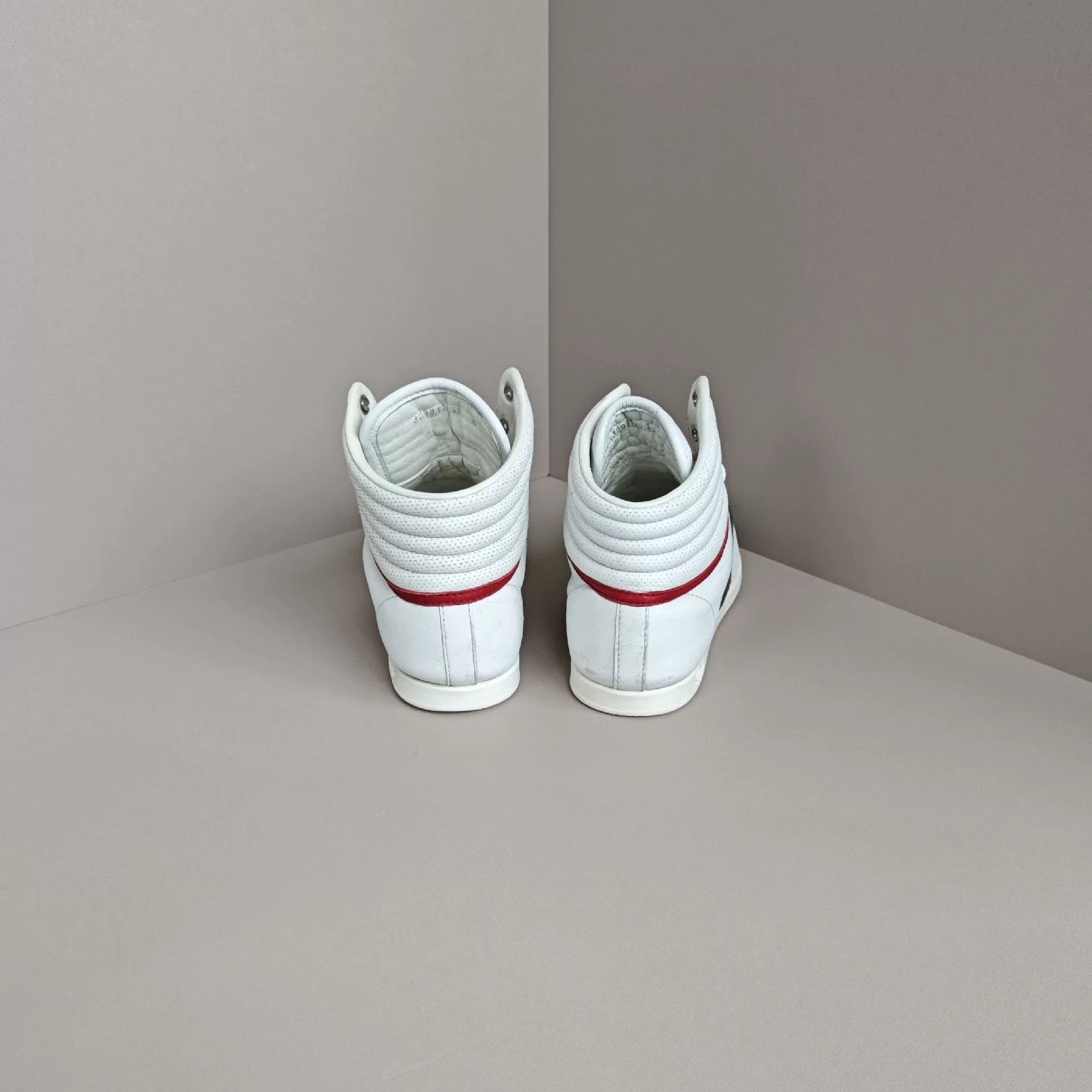 Gucci Gucci Lowtop Sneakers us_5 Women Size US 5 / IT 35 - 3 Thumbnail