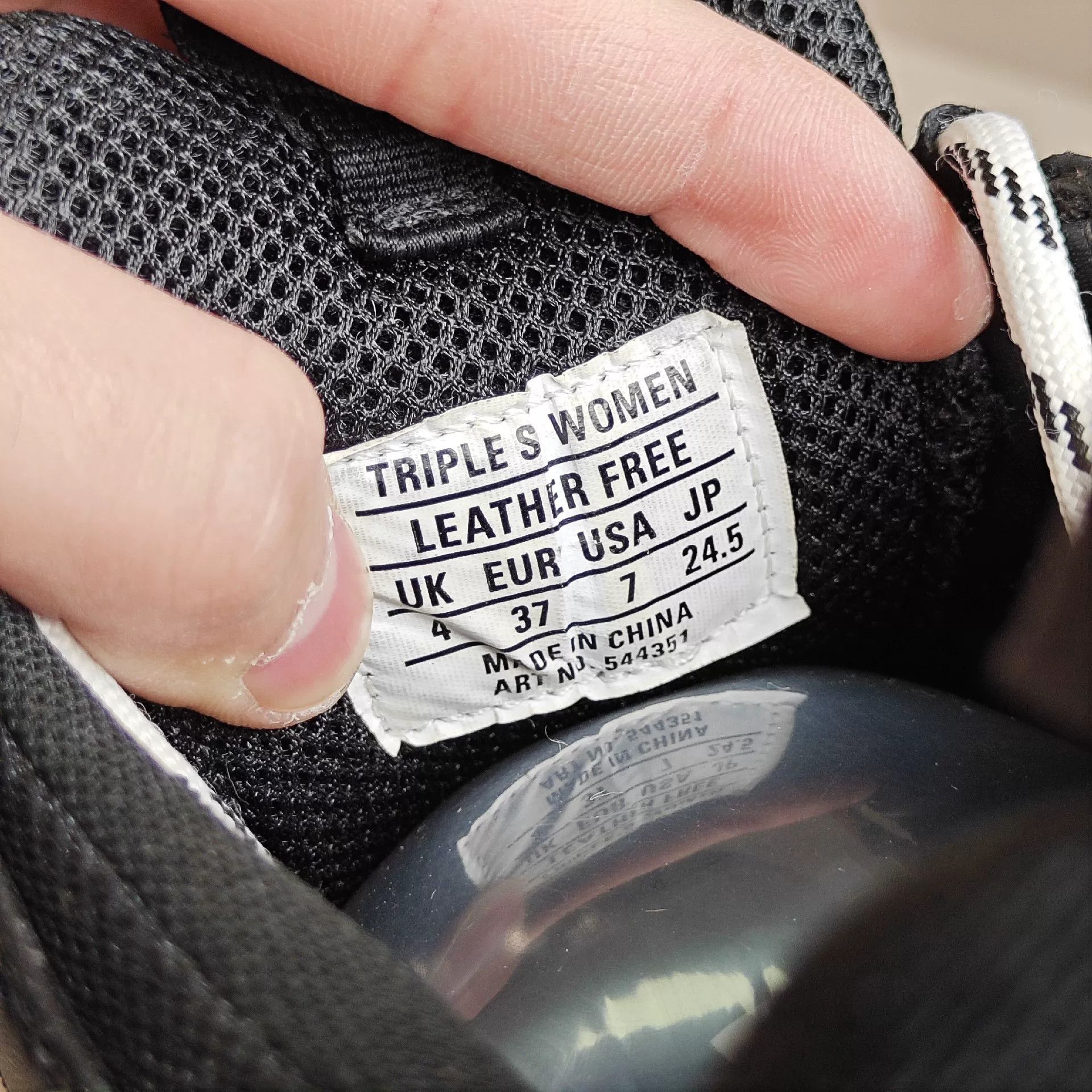 Balenciaga Balenciaga Lowtop Sneakers us_7 Women Size US 7 / IT 37 - 6 Thumbnail