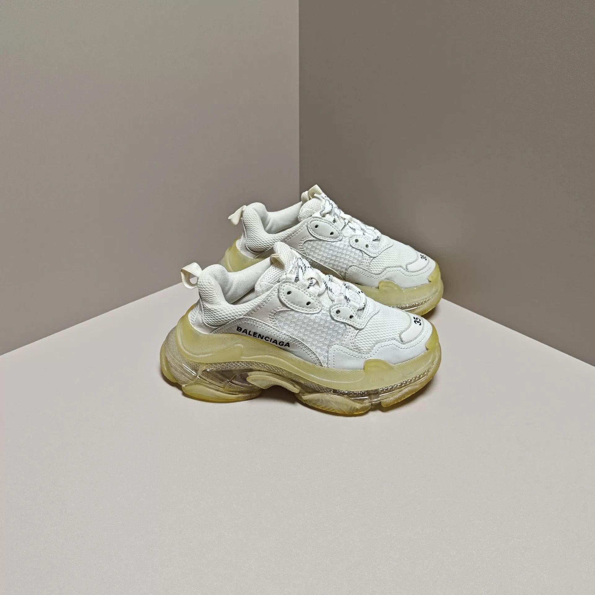 Balenciaga Balenciaga Lowtop Sneakers us_5 Women Size US 5 / IT 35 - 4 Thumbnail