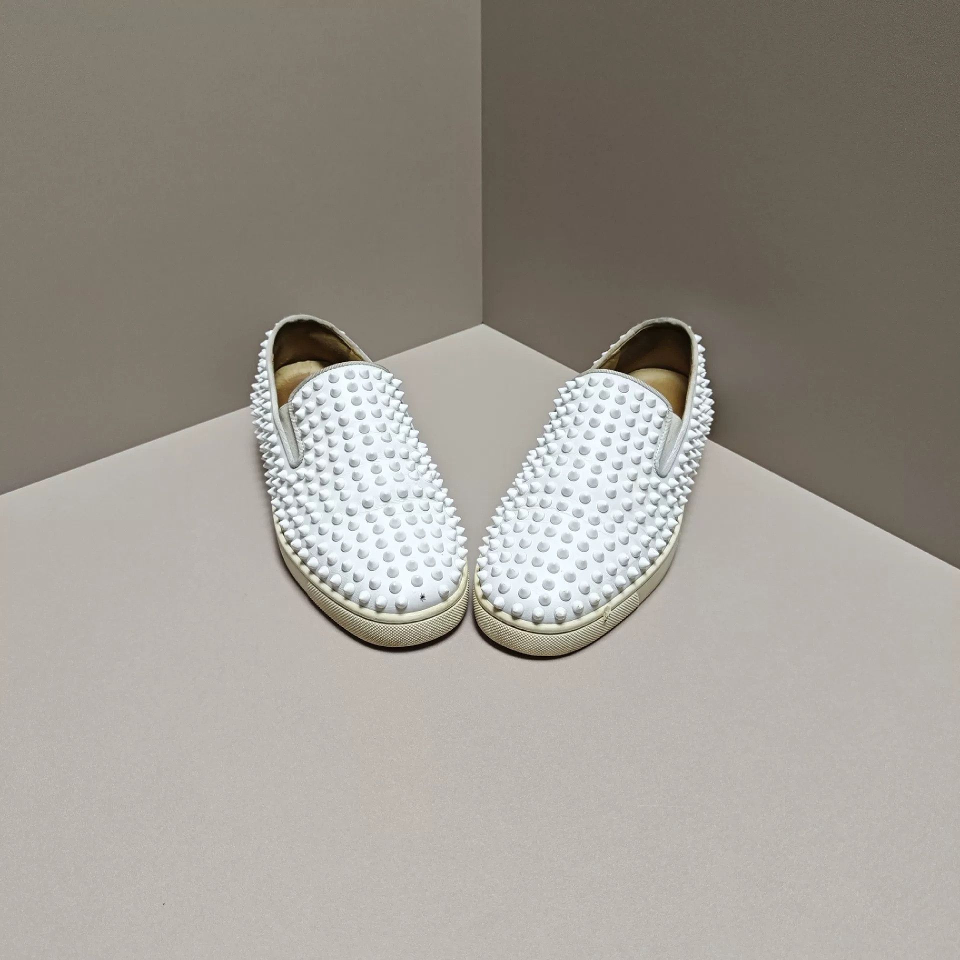 Christian Louboutin Christian Louboutin Lowtop Sneakers 6 Men Size US 6 / EU 39 - 2 Thumbnail