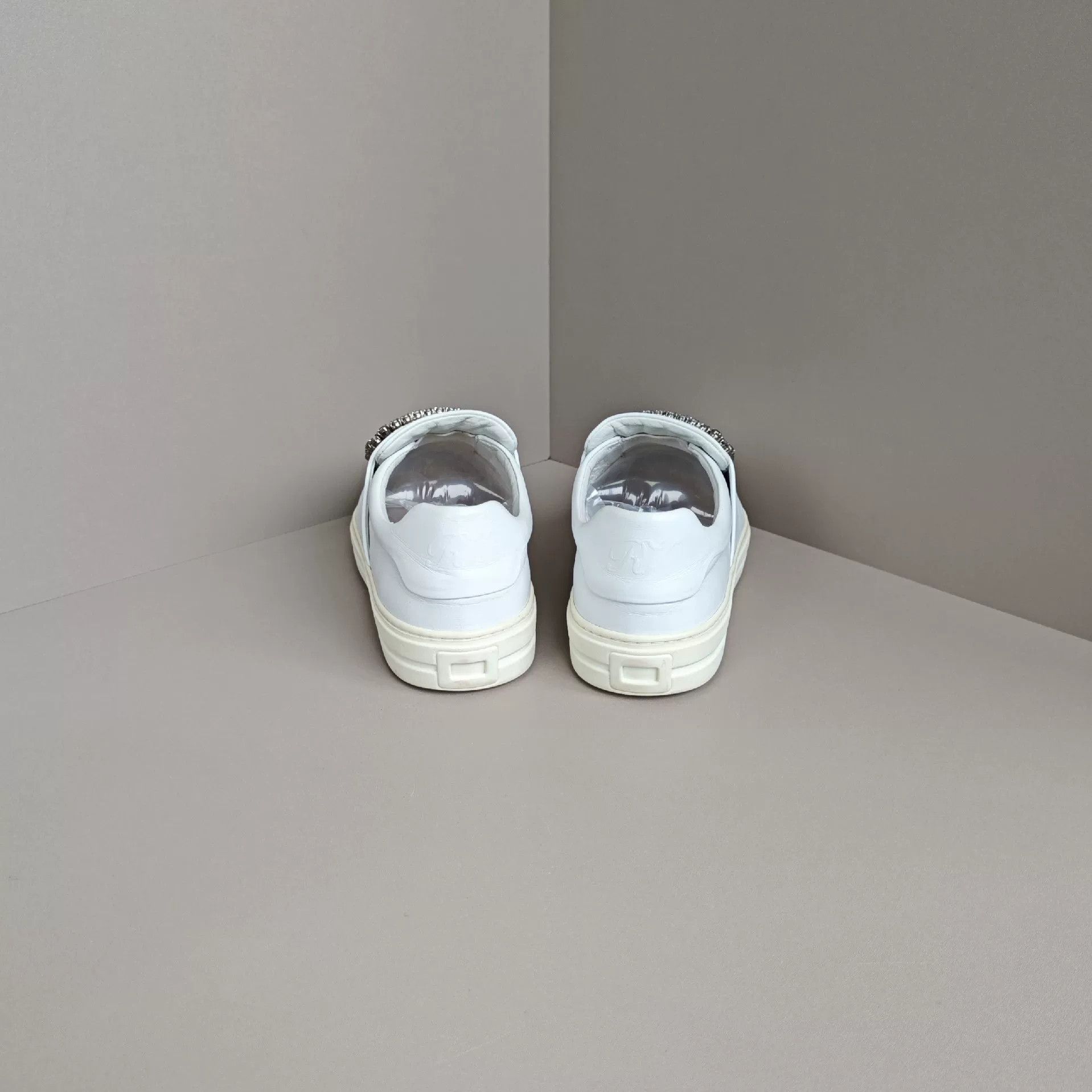 Roger Vivier Roger Vivier Lowtop Sneakers us_5 Women Size US 5 / IT 35 - 3 Thumbnail