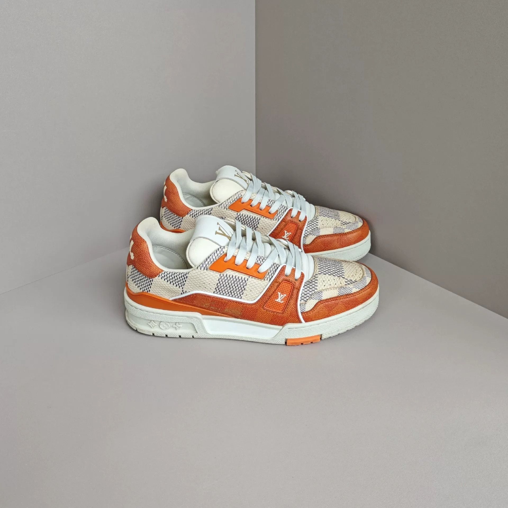 Louis Vuitton Louis Vuitton Training Lowtop Sneakers 7 Men Size US 7 / EU 40 - 4 Thumbnail