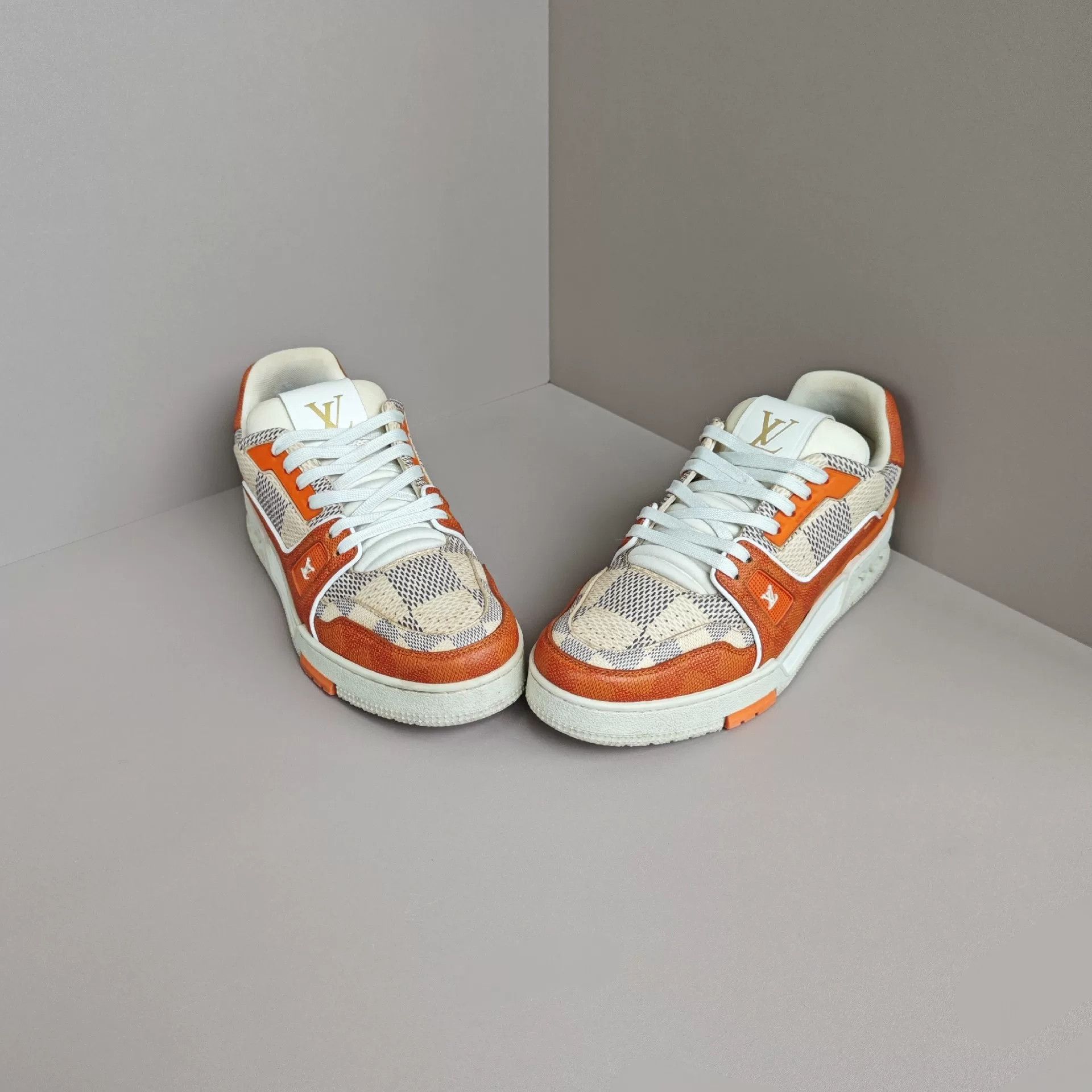 Louis Vuitton Louis Vuitton Training Lowtop Sneakers 7 Men Size US 7 / EU 40 - 2 Thumbnail