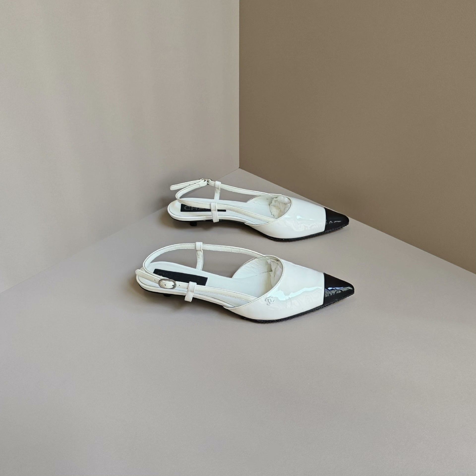 Chanel Chanel Sandals us_6 Women Size US 6 / IT 36 - 4 Thumbnail