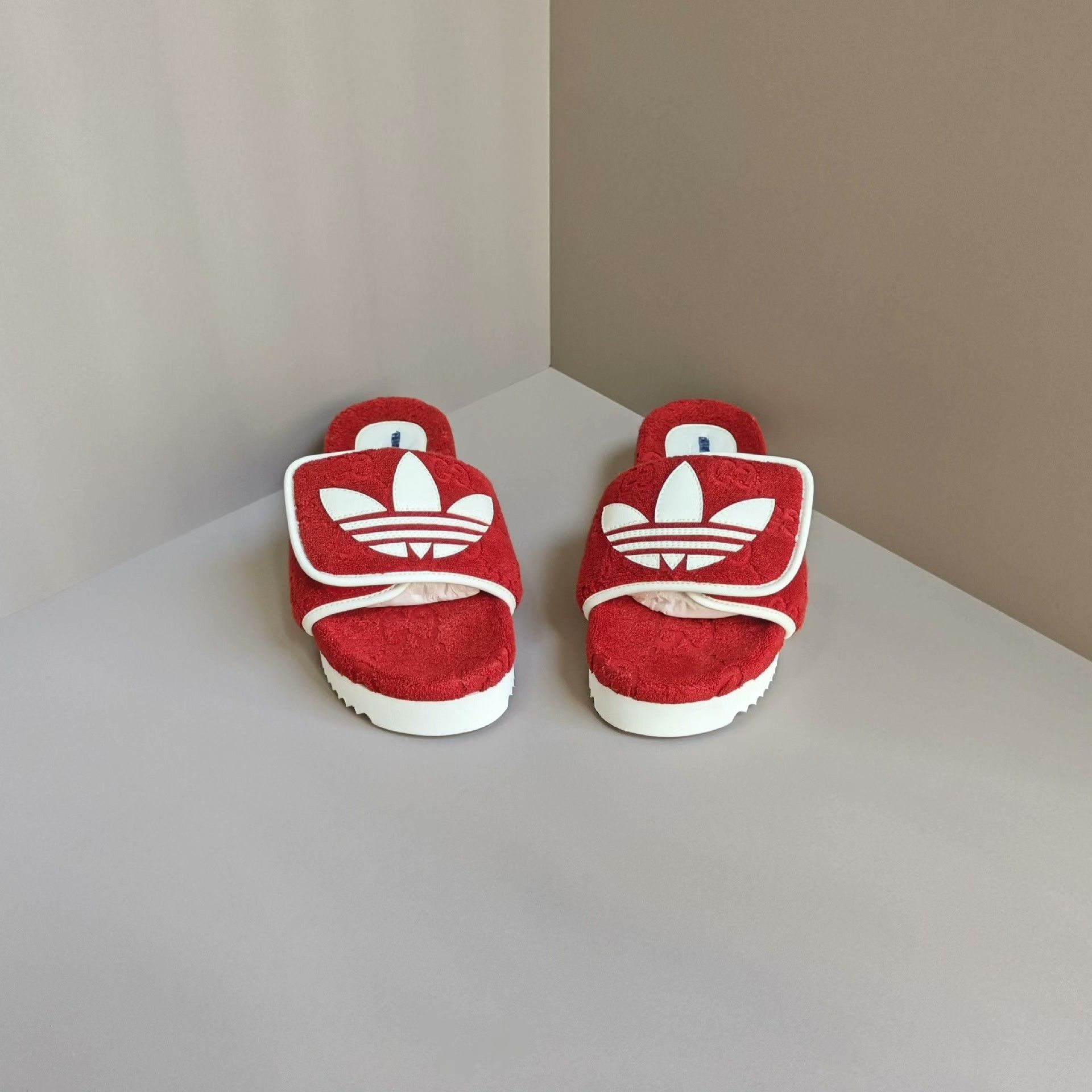 Gucci Gucci Collab Sandals us_6 Women Size US 6 / IT 36 - 2 Thumbnail