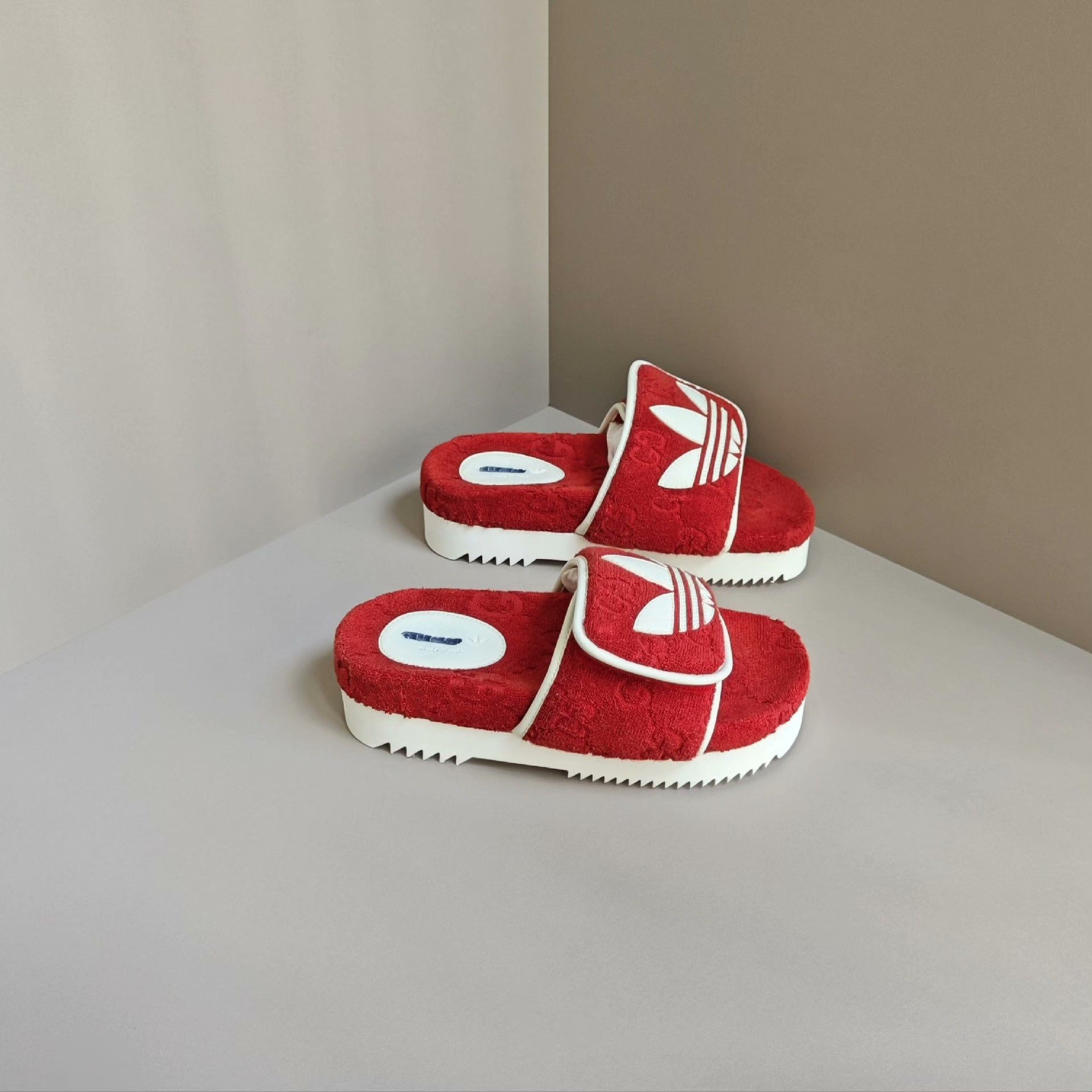 Gucci Gucci Collab Sandals us_6 Women Size US 6 / IT 36 - 4 Thumbnail