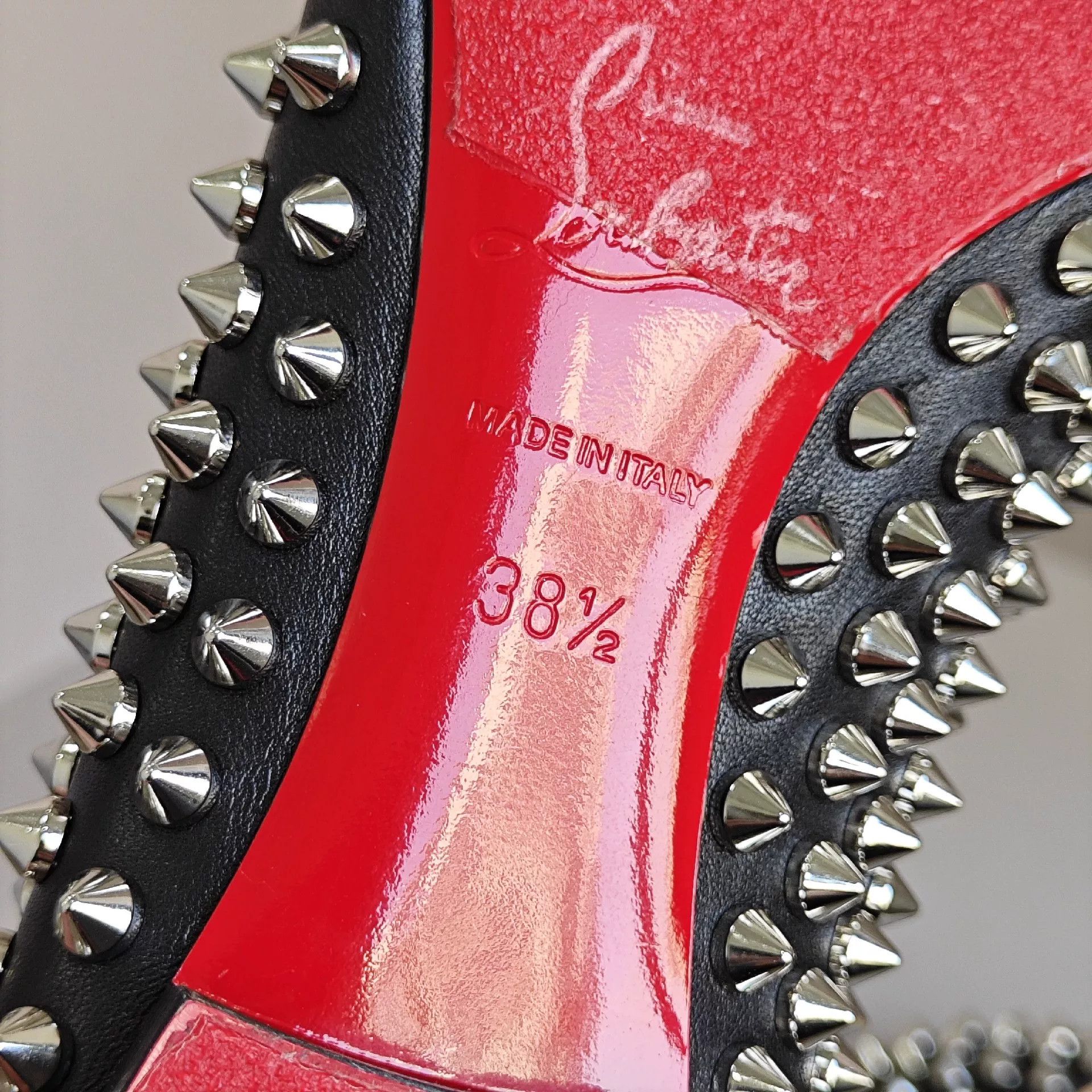Christian Louboutin Christian Louboutin Casual Red Lowtop Sneakers us_8 Women Size US 8 / IT 38 - 6 Thumbnail