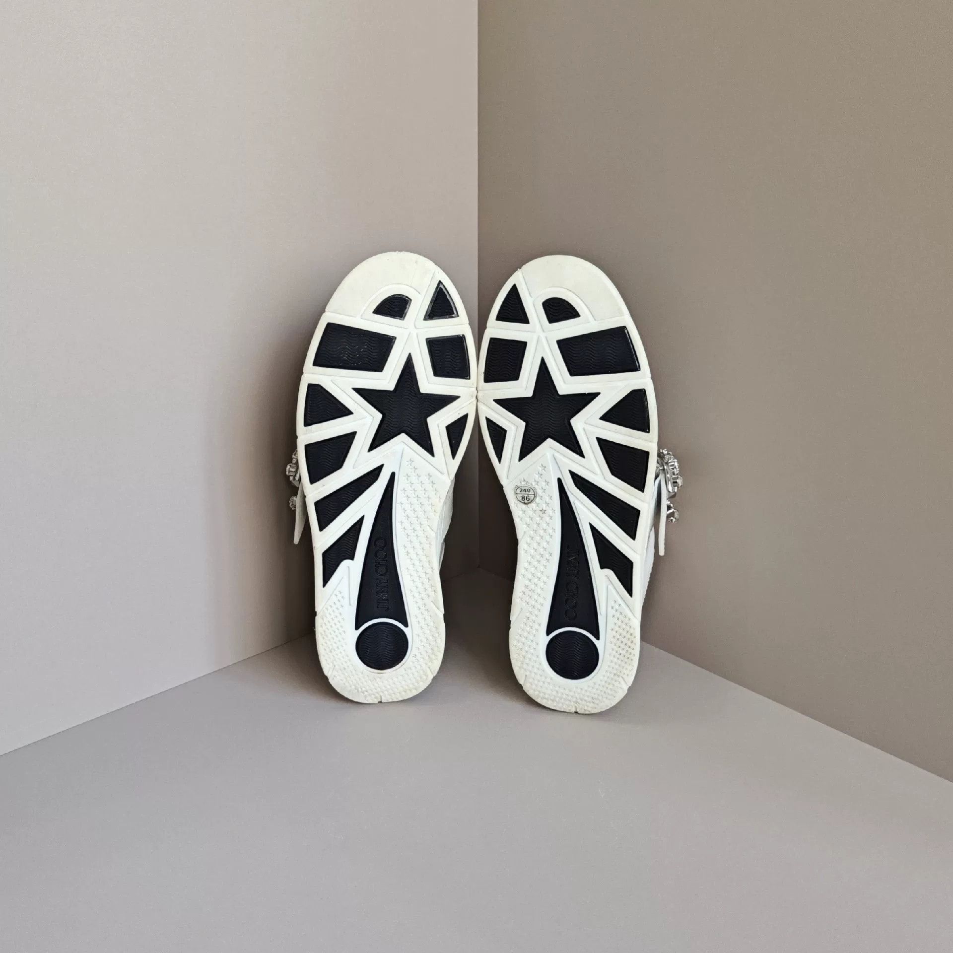 Jimmy Choo Jimmy Choo Clear Lowtop Sneakers us_7 Women Size US 7 / IT 37 - 5 Thumbnail