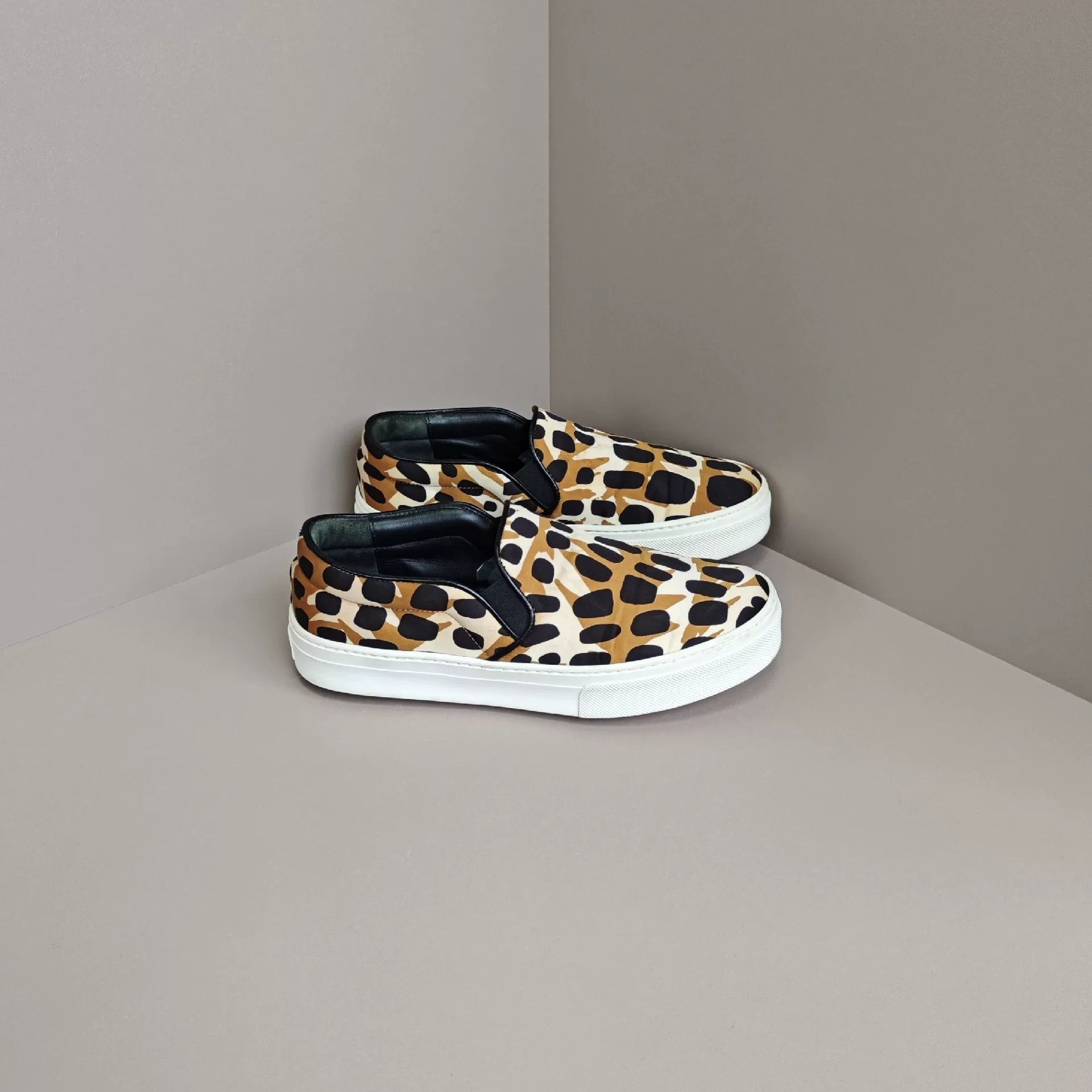 Celine Celine Lowtop Sneakers us_6 Women Size US 6 / IT 36 - 4 Thumbnail