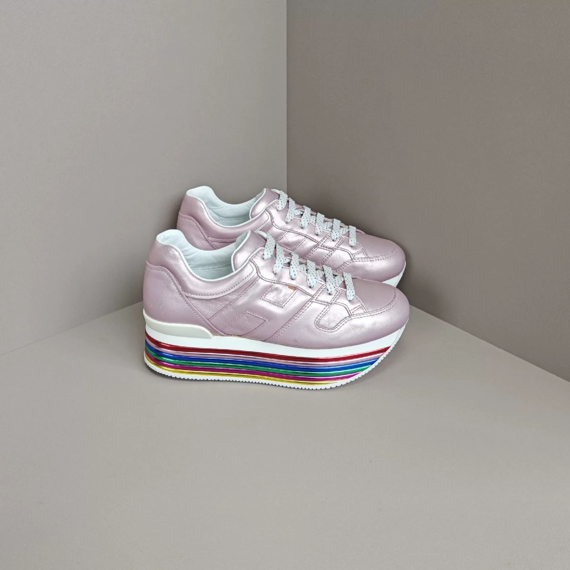 Hogan Hogan Retro Lowtop Sneakers us_7 Women Size US 7 / IT 37 - 4 Thumbnail