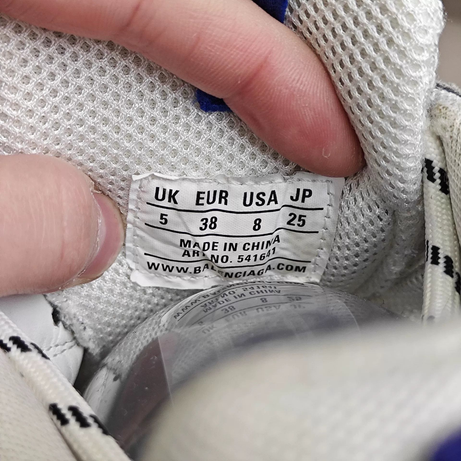 Balenciaga Balenciaga Lowtop Sneakers us_8 Women Size US 8 / IT 38 - 6 Thumbnail