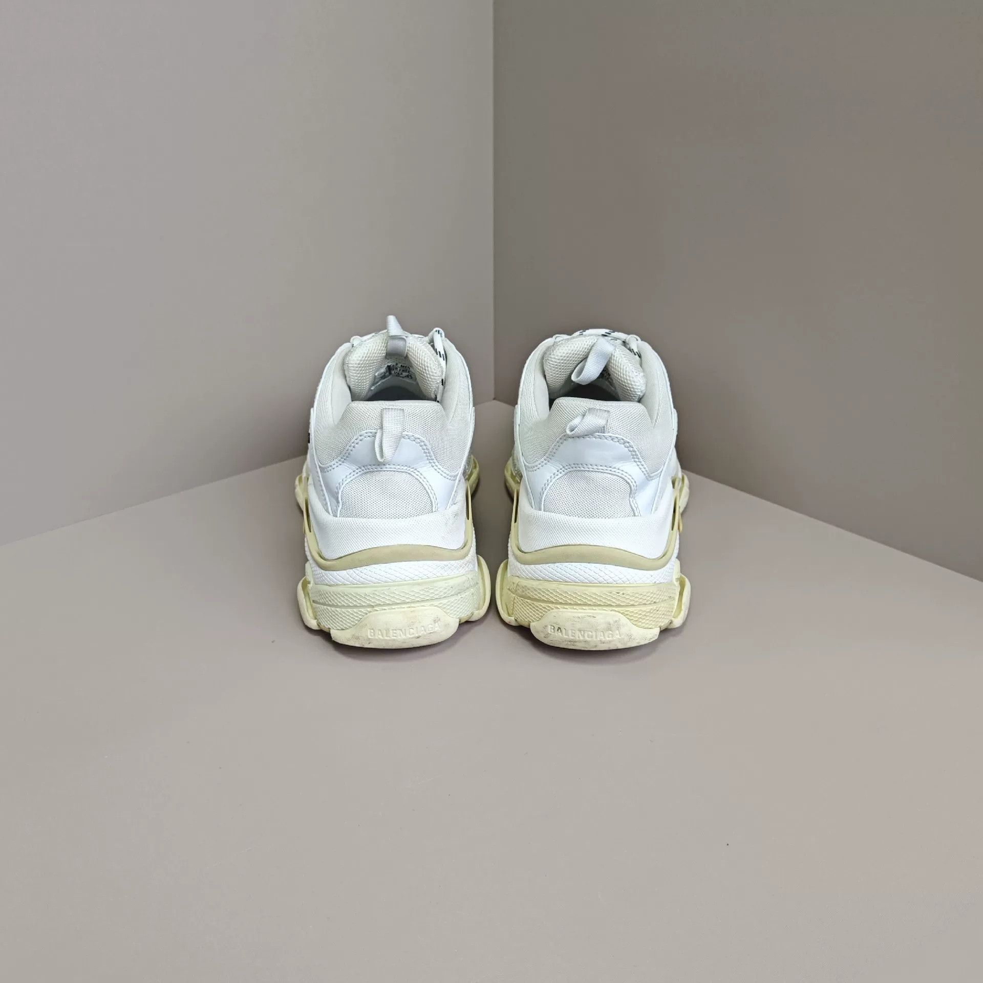 Balenciaga Balenciaga Lowtop Sneakers 10 Men Size US 10 / EU 43 - 3 Thumbnail