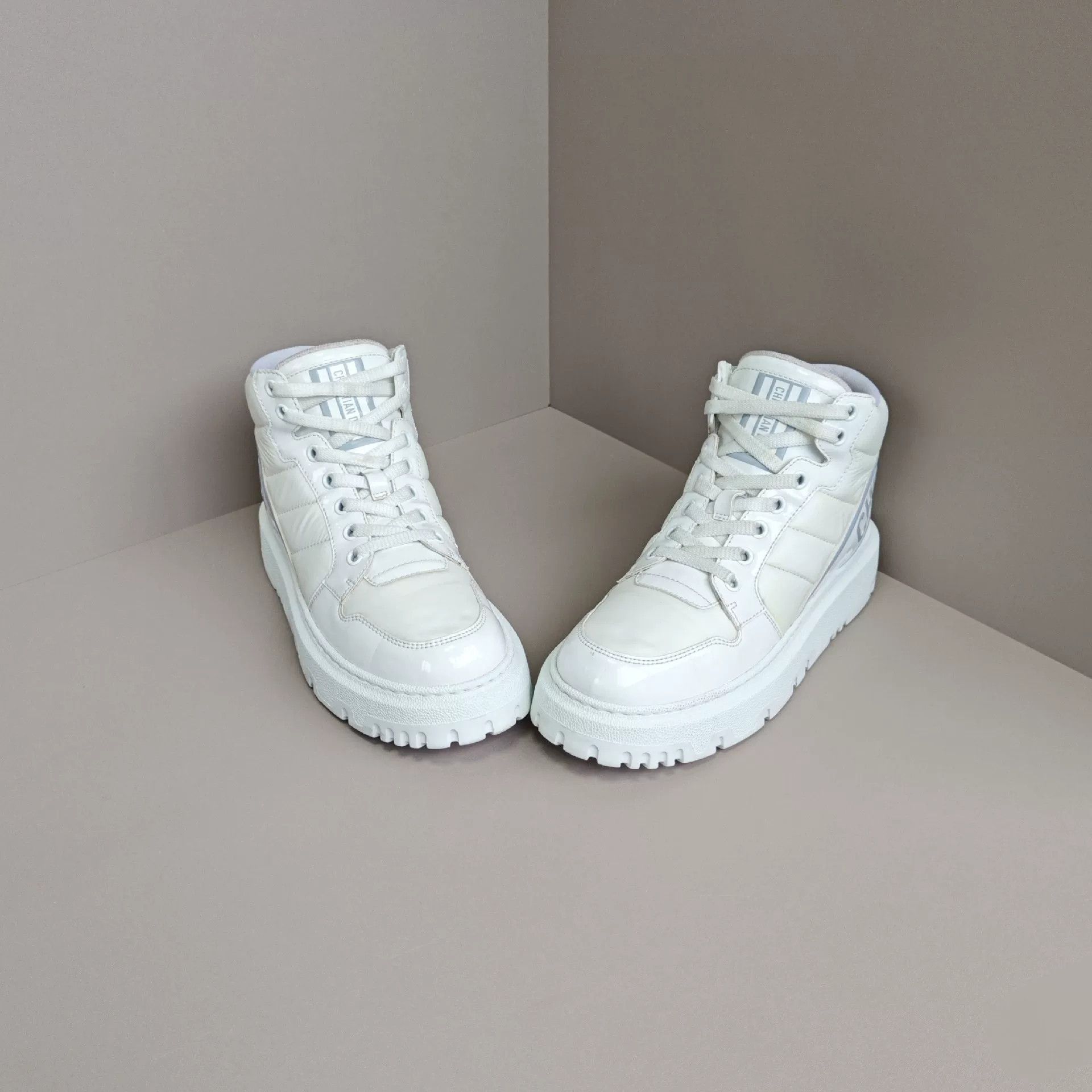 Dior Dior Lowtop Sneakers us_6 Women Size US 6 / IT 36 - 2 Thumbnail