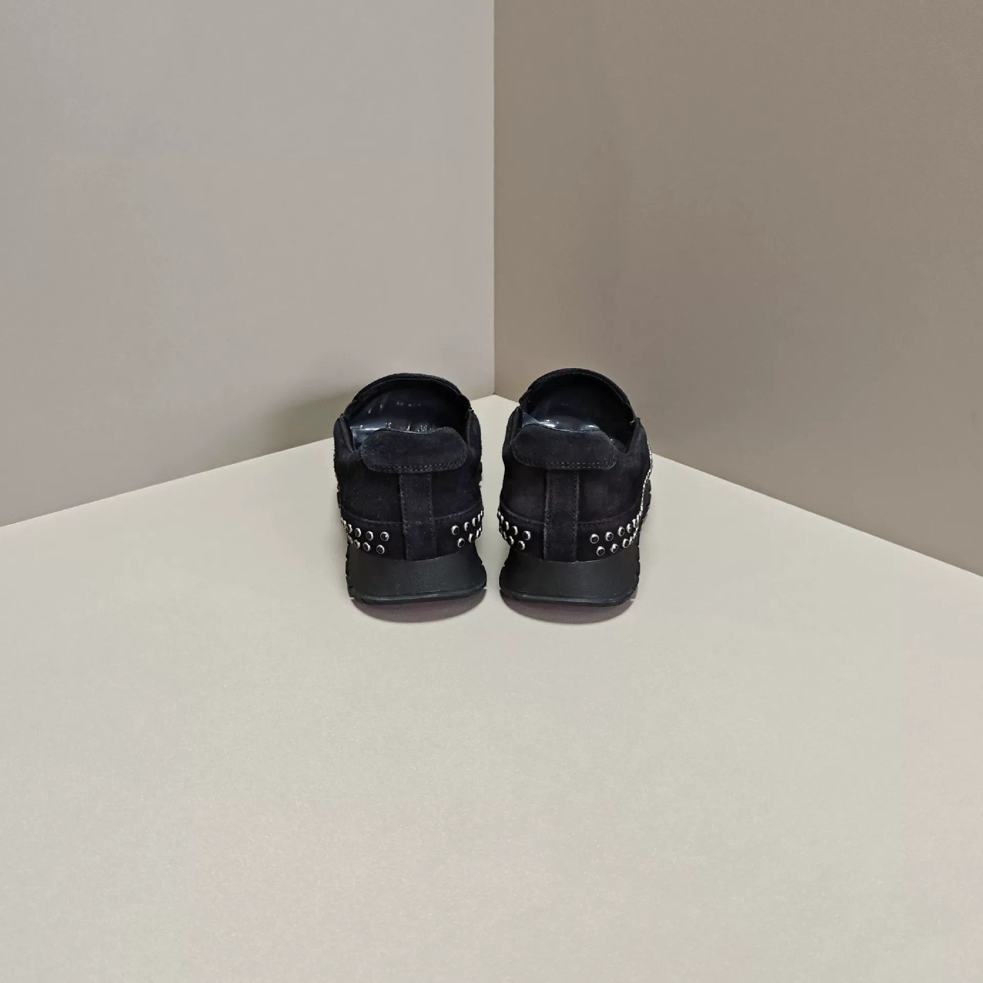 Prada Prada Casual Red Lowtop Sneakers us_6 Women Size US 6 / IT 36 - 3 Thumbnail