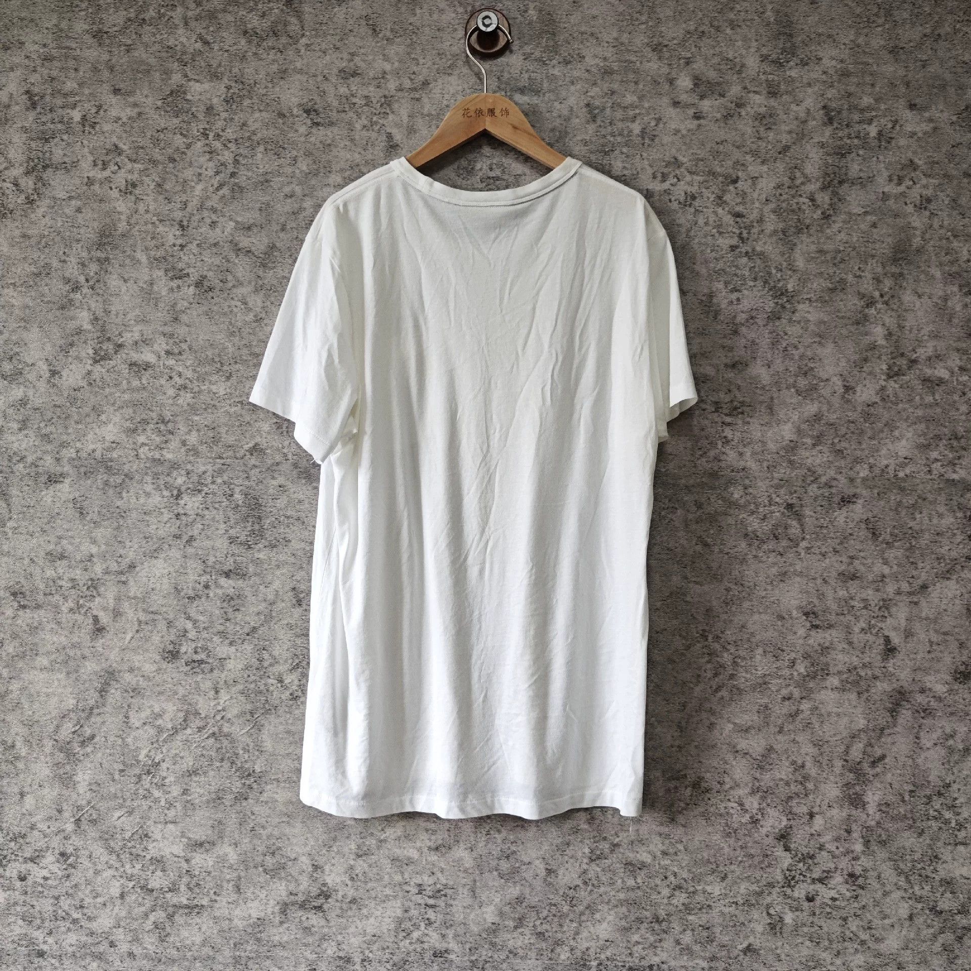Burberry Burberry T-Shirt M Women Size M / US 6-8 / IT 42-44 - 2 Thumbnail