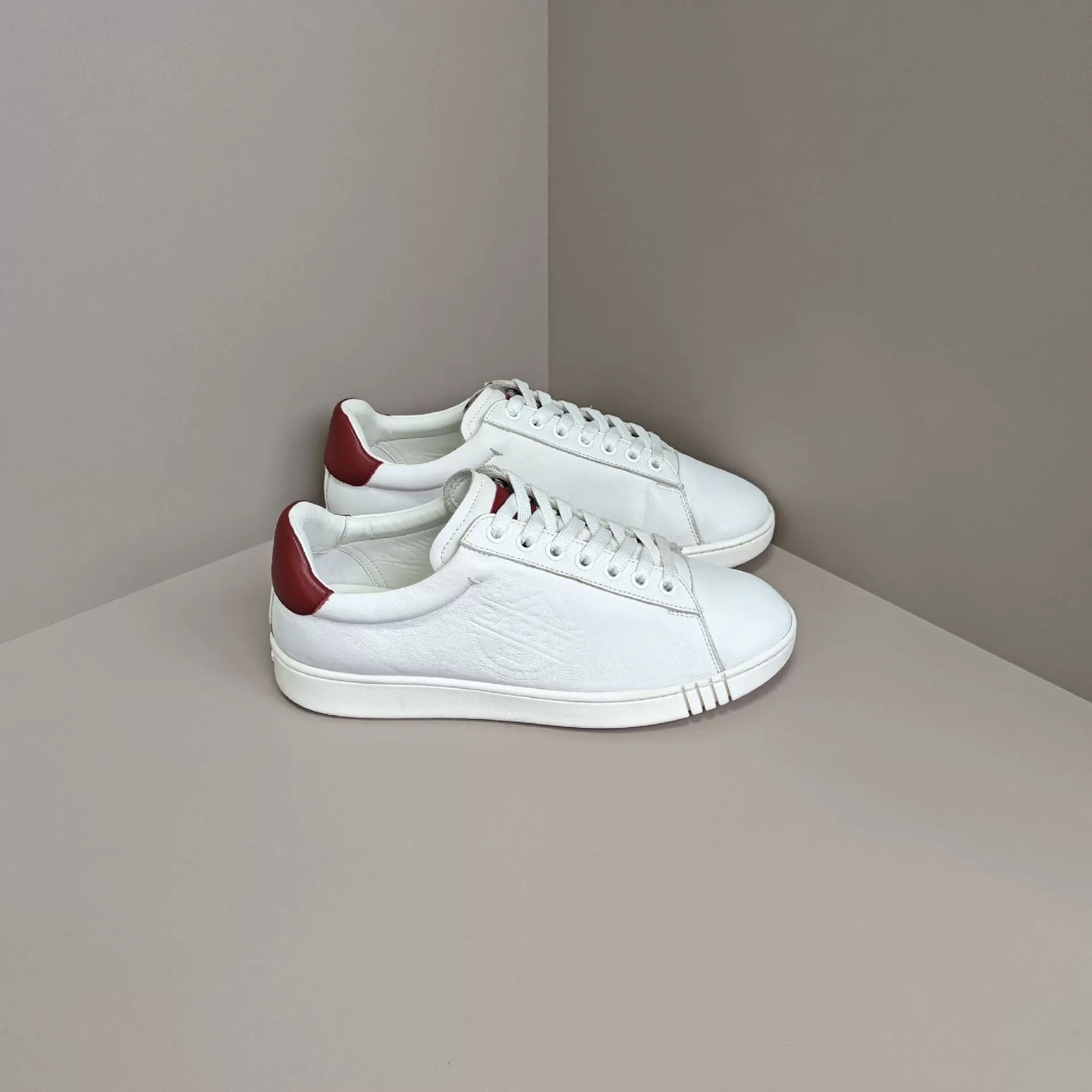 Bally Bally Lowtop Sneakers us_9 Women Size US 9 / IT 39 - 4 Thumbnail