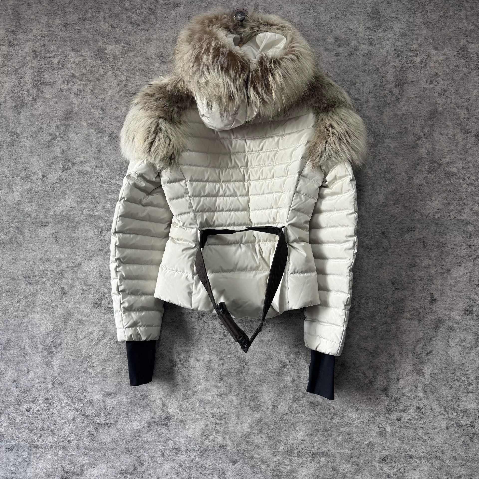 Moncler Moncler Down Down Jacket us_0 Women Size XS / US 0-2 / IT 36-38 - 2 Thumbnail
