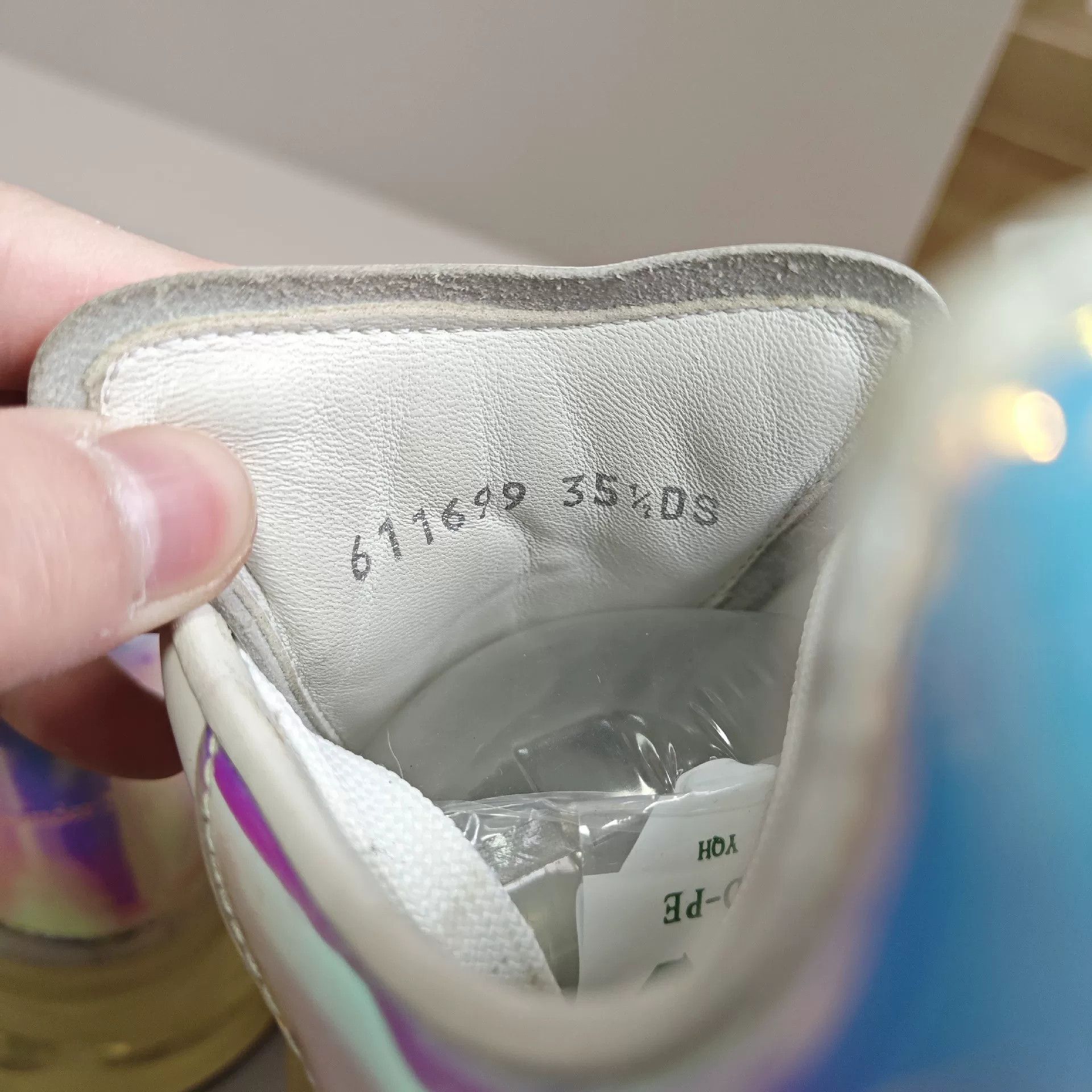 Alexander McQueen Alexander McQueen White Lowtop Sneakers us_5 Women Size US 5 / IT 35 - 6 Thumbnail