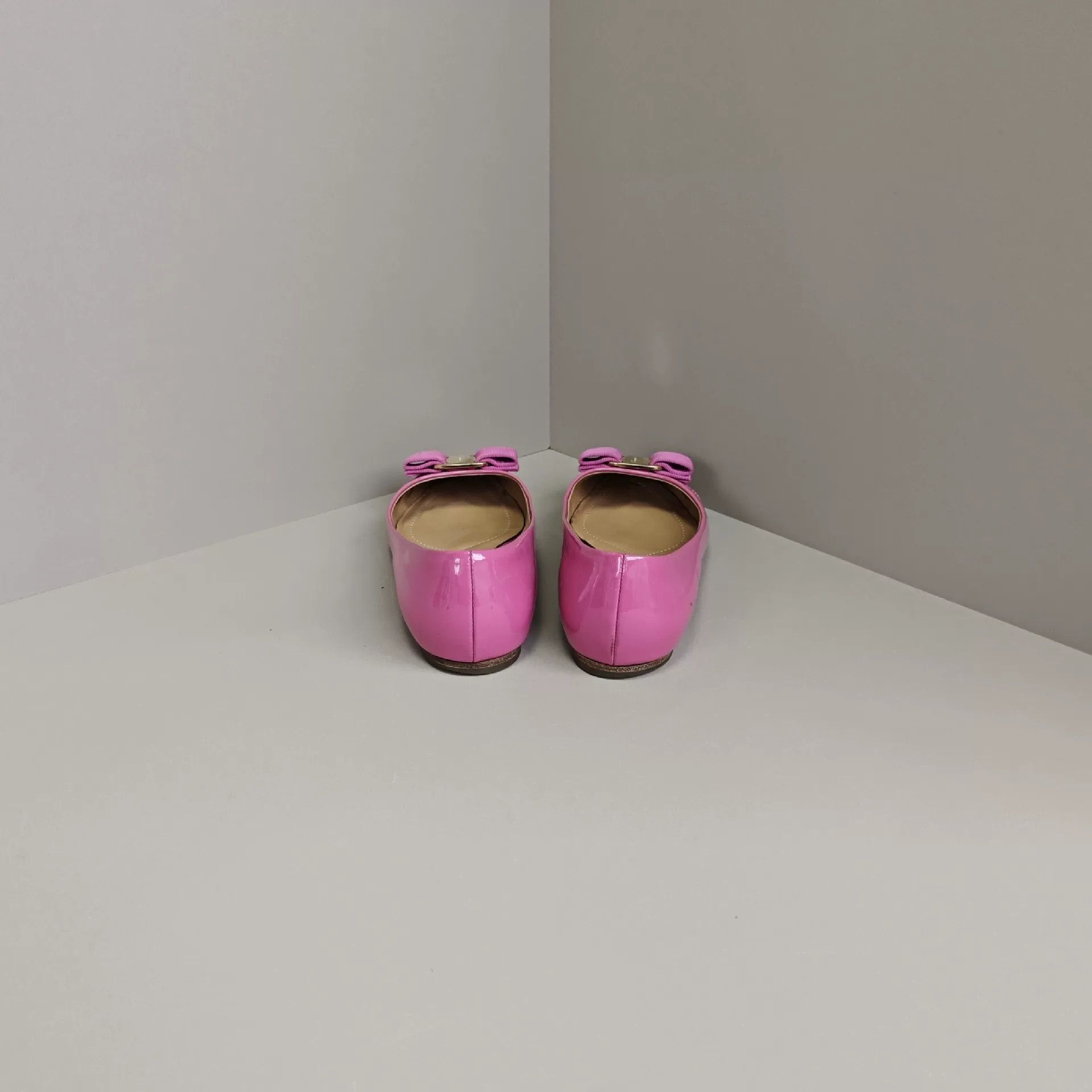 Salvatore Ferragamo Salvatore Ferragamo Lowtop Sneakers us_6 Women Size US 6 / IT 36 - 3 Thumbnail