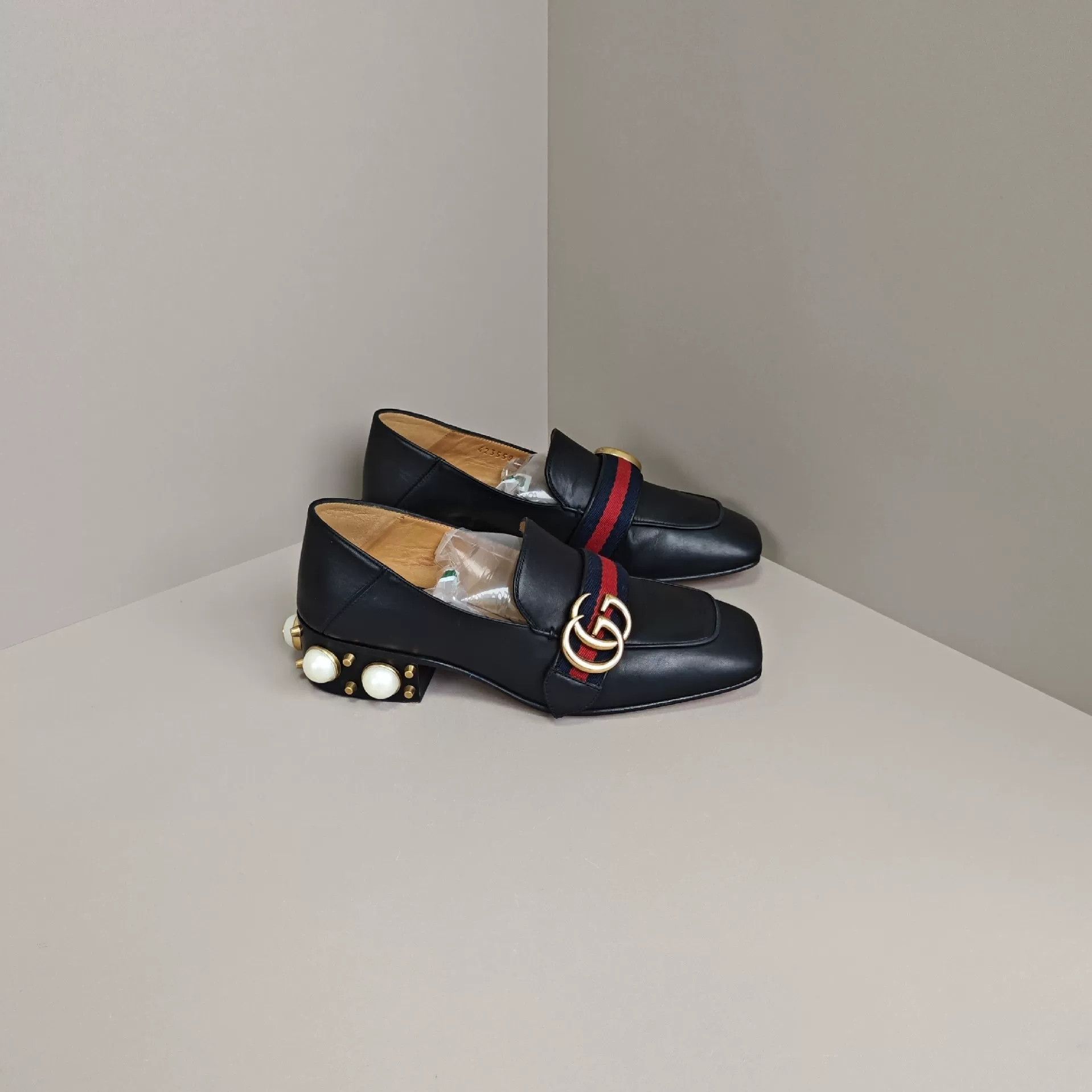 Gucci Gucci Lowtop Sneakers us_5 Women Size US 5 / IT 35 - 4 Thumbnail
