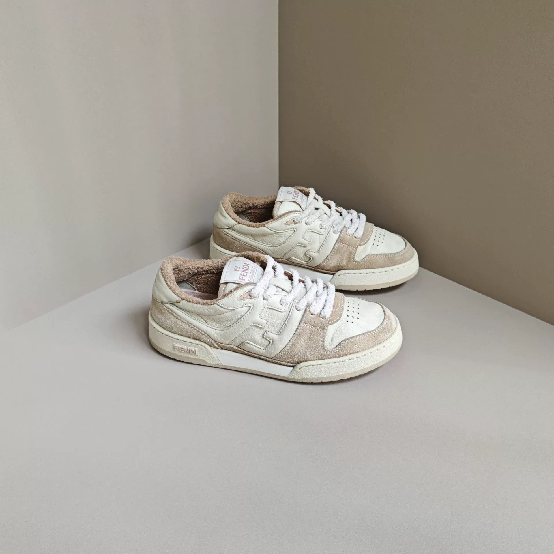 Fendi Fendi Lowtop Sneakers us_8 Women Size US 8 / IT 38 - 4 Thumbnail