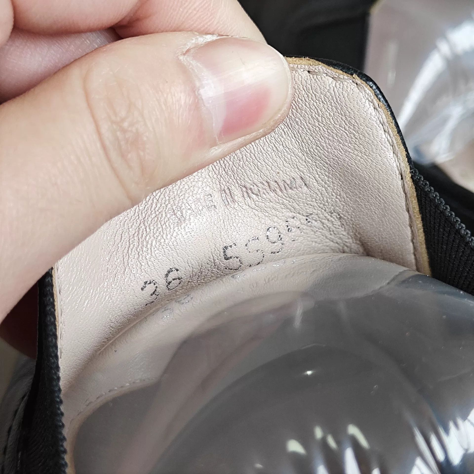 Miu Miu Miu Miu Casual Lowtop Sneakers us_6 Women Size US 6 / IT 36 - 6 Thumbnail