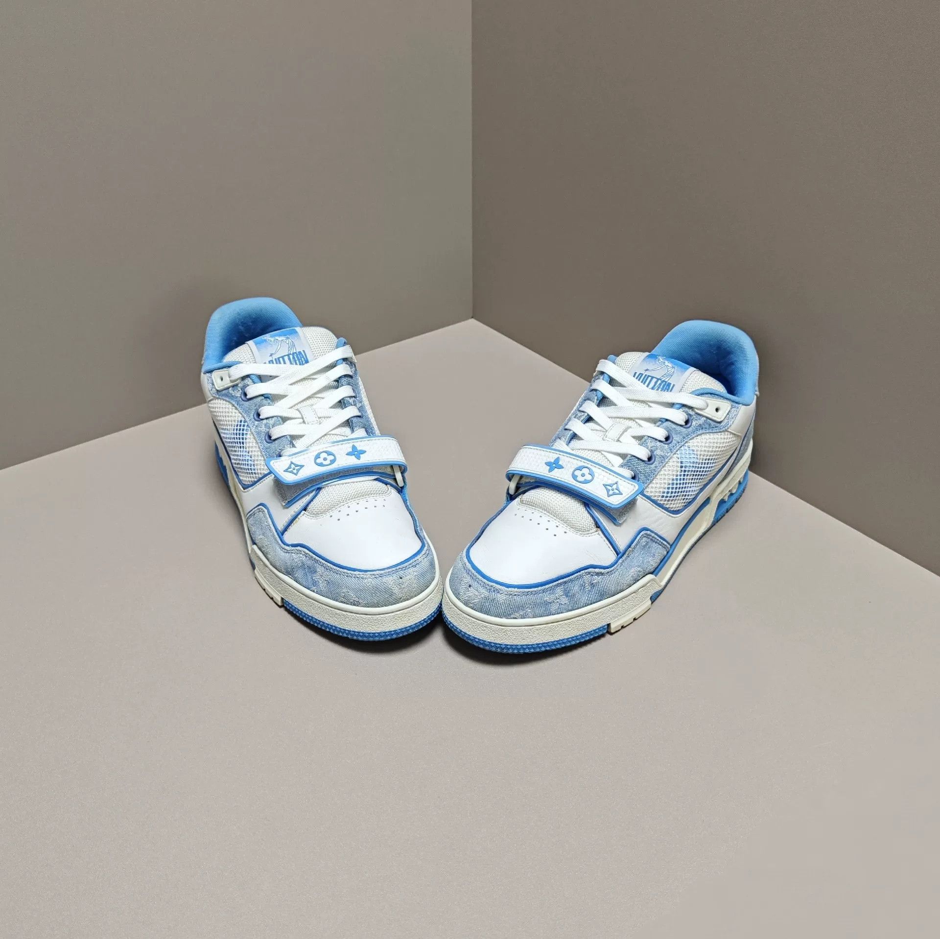 Louis Vuitton Louis Vuitton Training Blue Lowtop Sneakers 10 Men Size US 10 / EU 43 - 2 Thumbnail