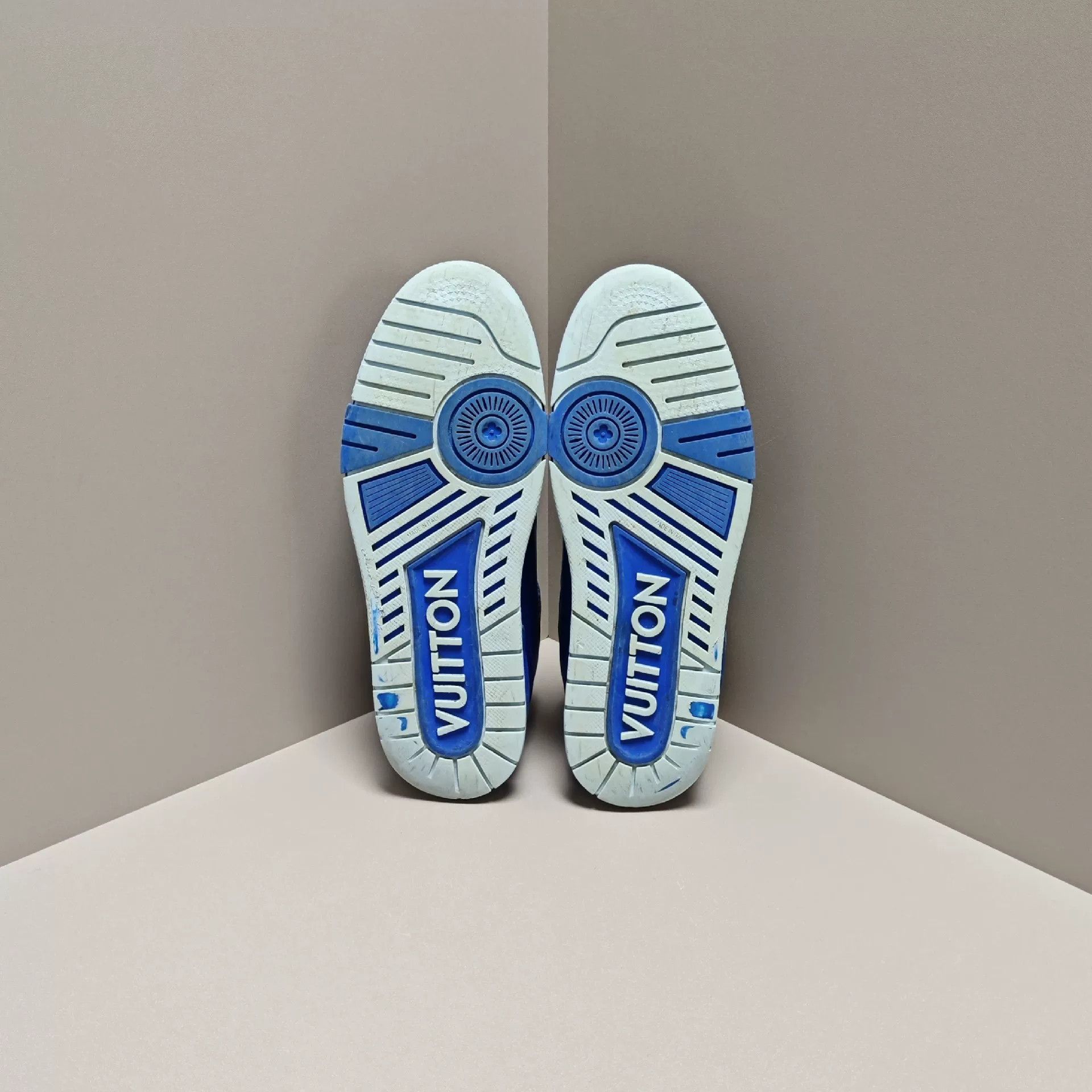 Louis Vuitton Louis Vuitton Training Blue Lowtop Sneakers 7 Men Size US 7 / EU 40 - 5 Thumbnail