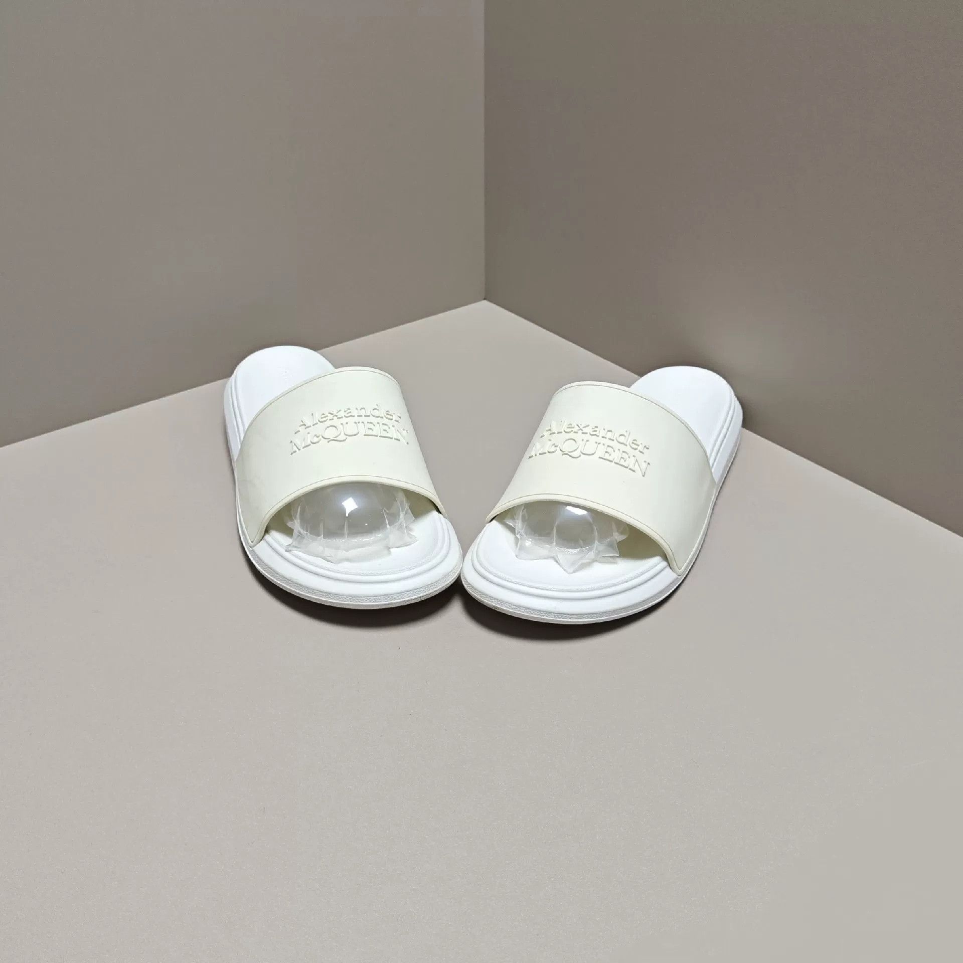 Alexander McQueen Alexander McQueen Sandals 10 Men Size US 10 / EU 43 - 2 Thumbnail