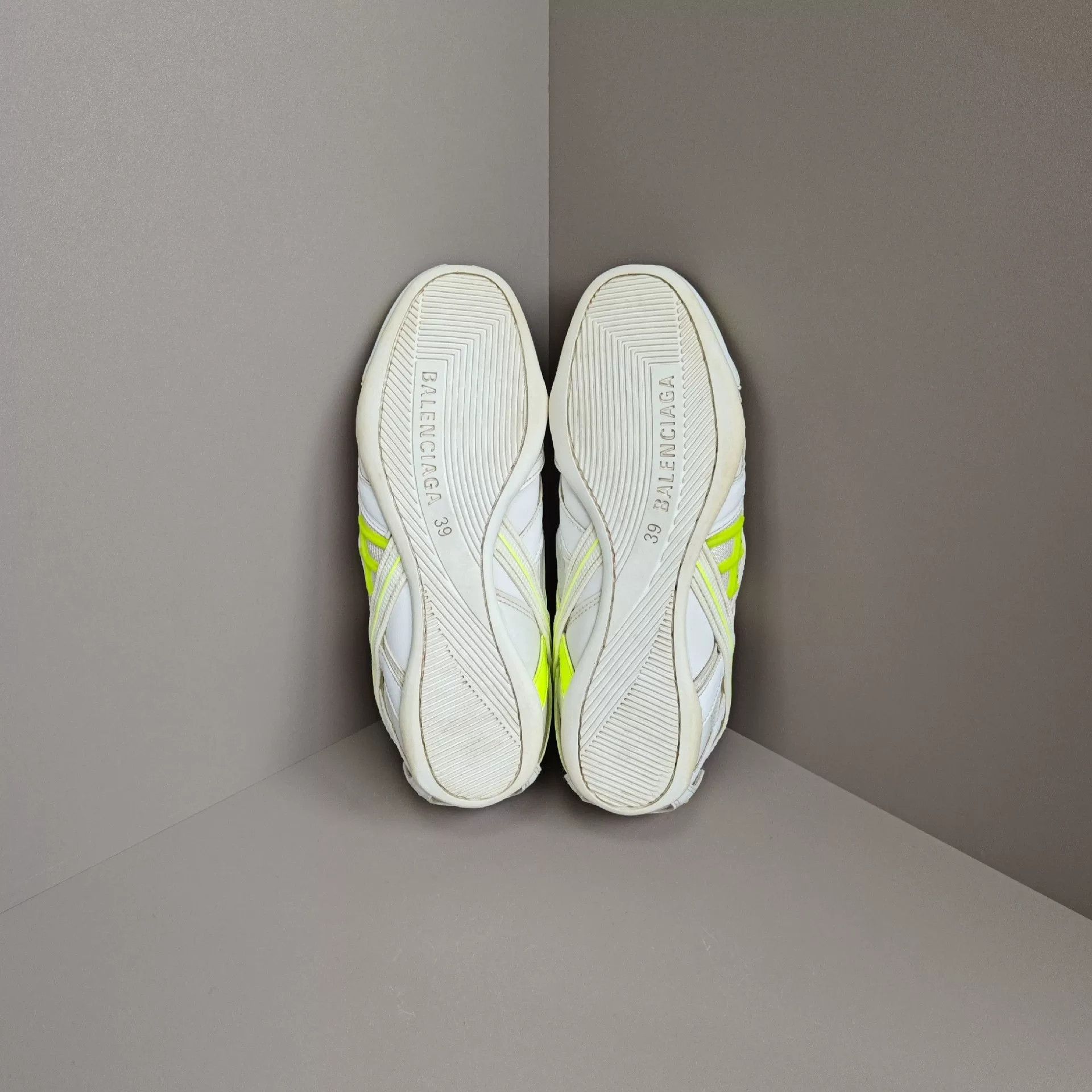 Balenciaga Balenciaga Lowtop Sneakers us_9 Women Size US 9 / IT 39 - 5 Thumbnail
