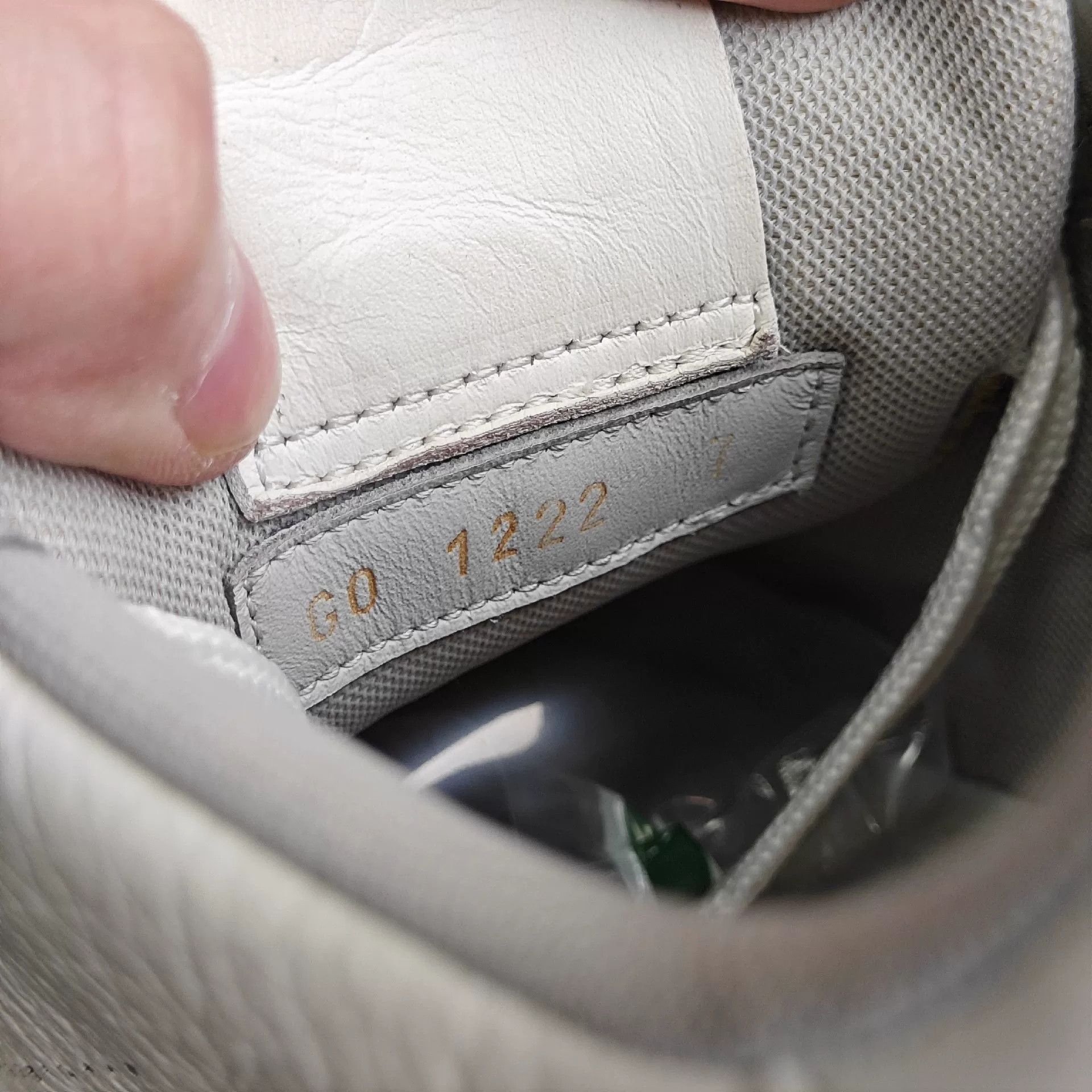 Louis Vuitton Louis Vuitton Training White Lowtop Sneakers 8 Men Size US 8 / EU 41 - 6 Thumbnail